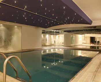 Samm - Boutique Class