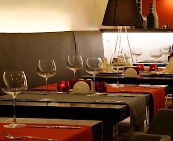 Samm - Boutique Class