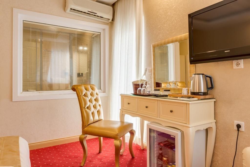 Twins Boutique Hotel