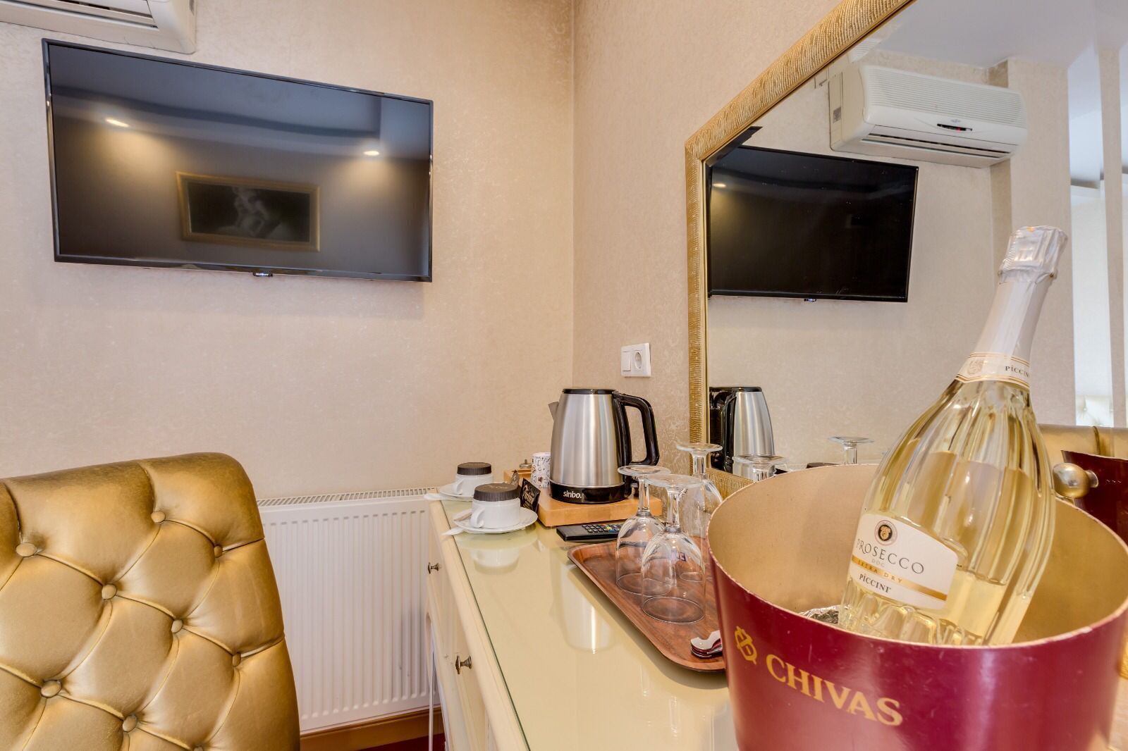 Twins Boutique Hotel