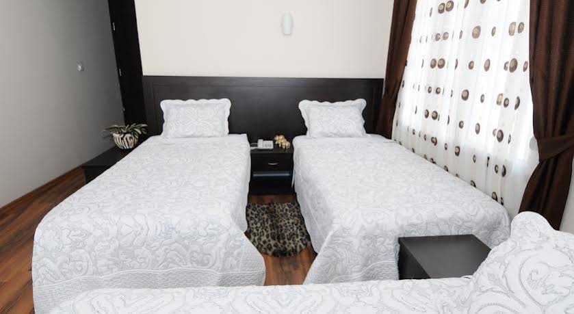 Hotel Divan