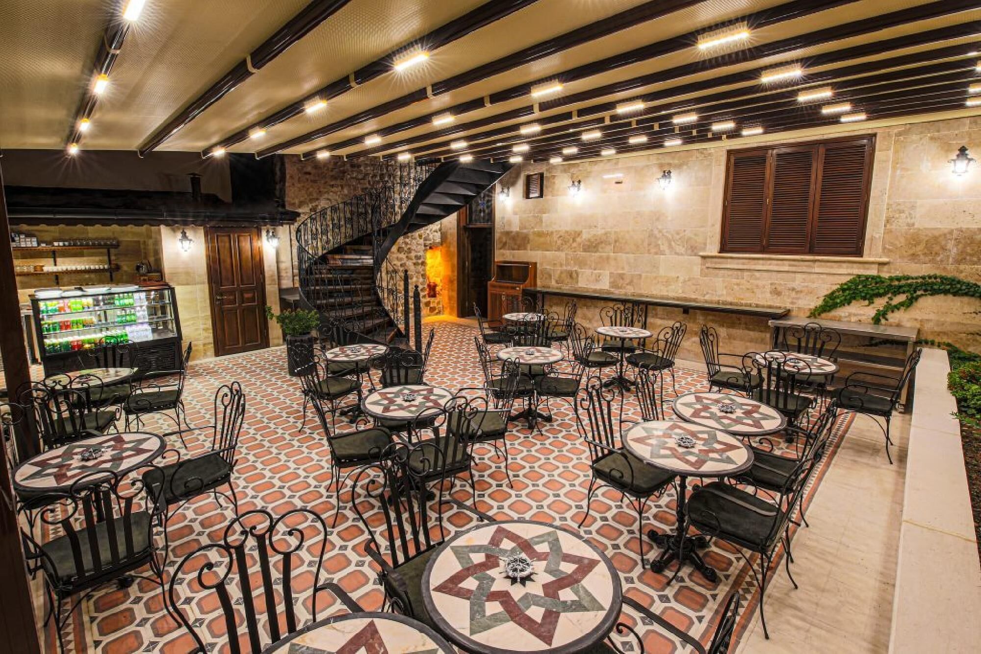 Sam Franss Boutique Hotel