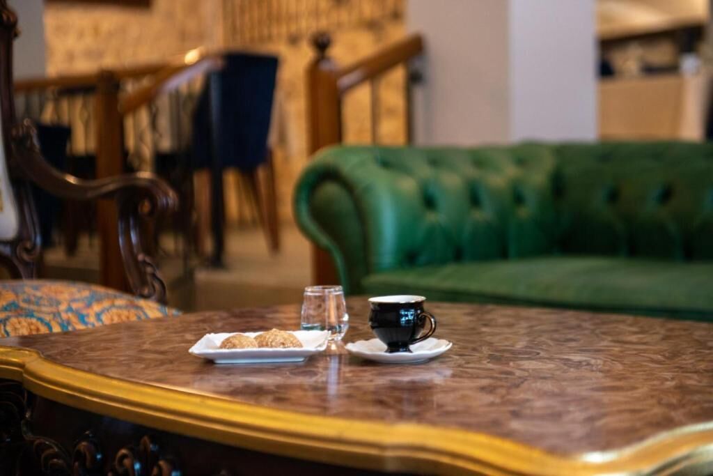 Voyage Elegante Hotel