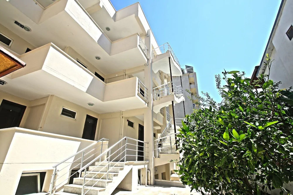 Öz Güzelcamli Hotel