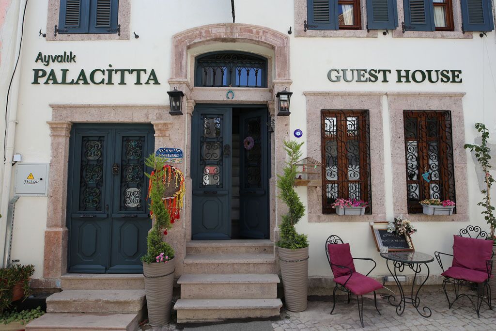 Ayvalik Palacitta Guesthouse