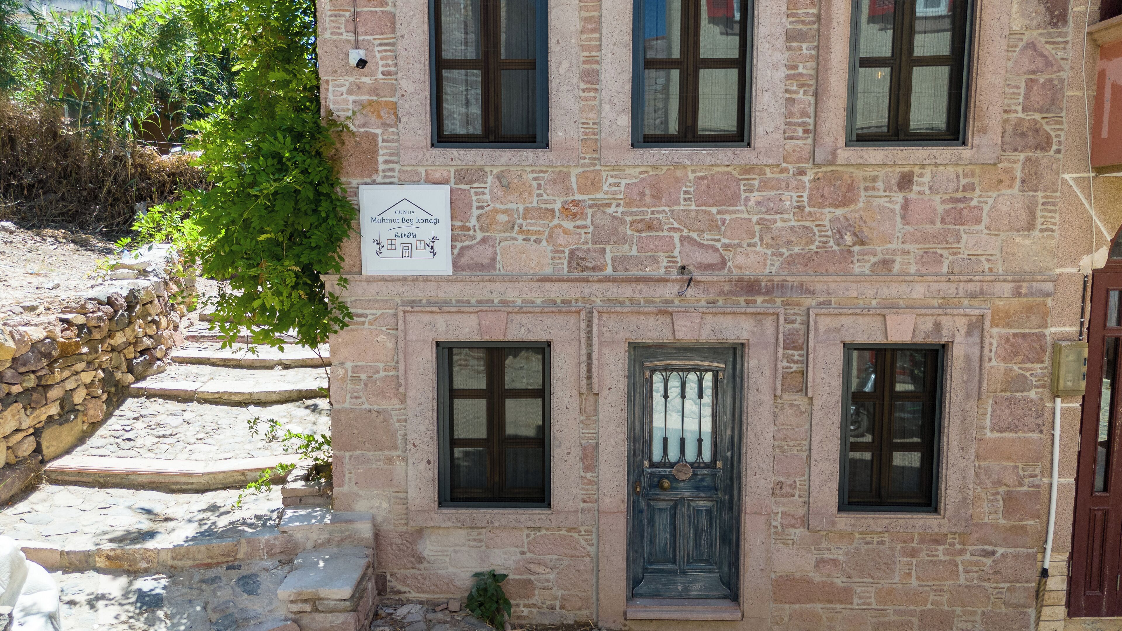 Cunda Mahmut Bey Konagi