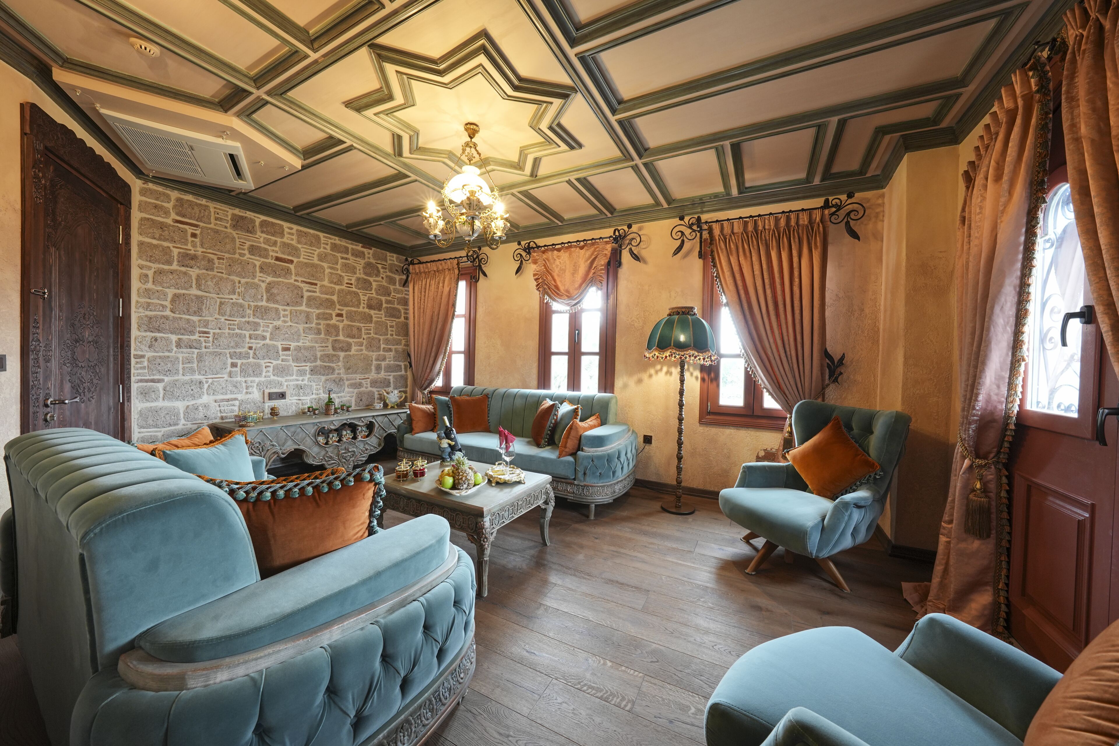 Naz Su Hotel