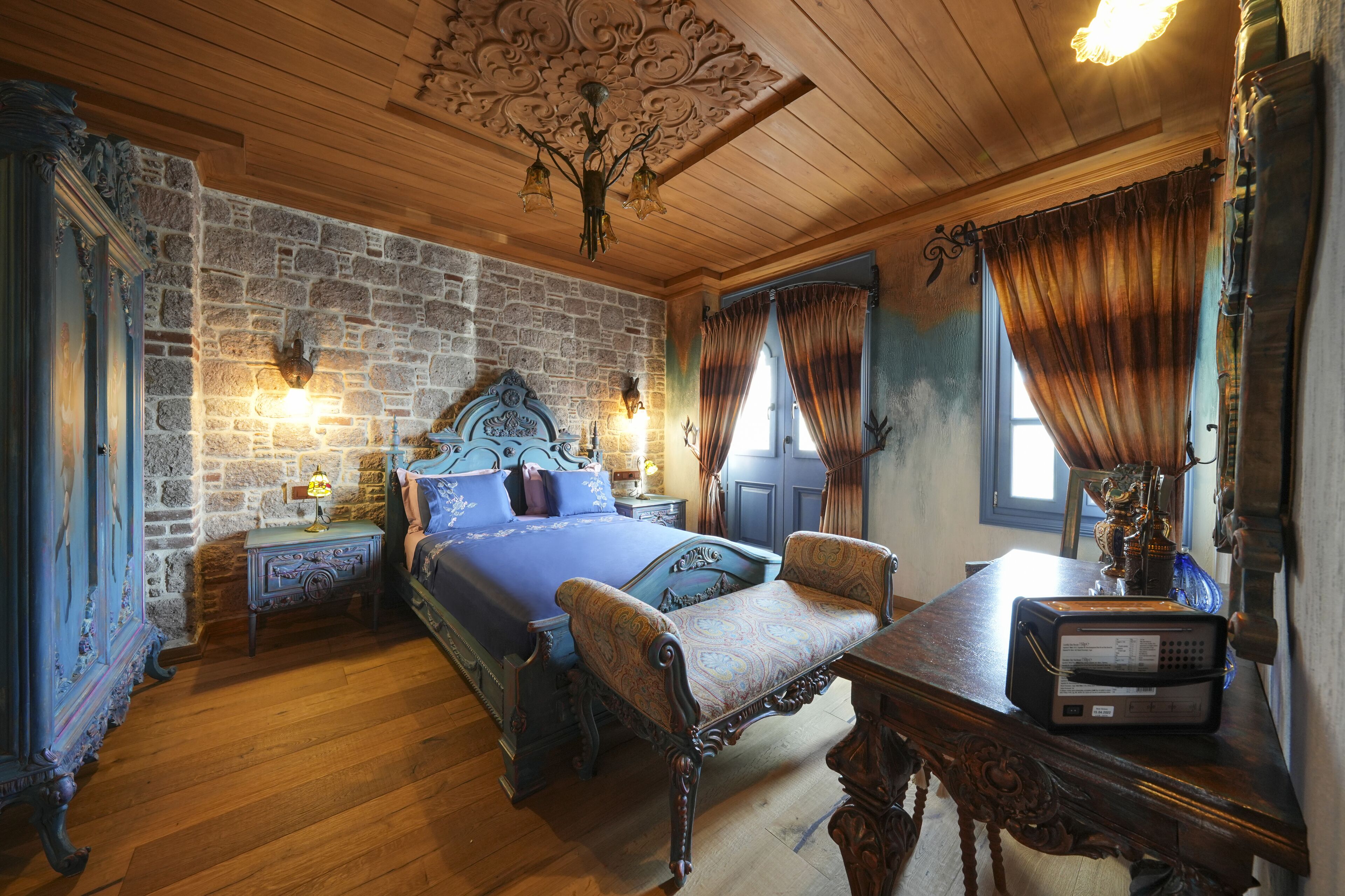 Naz Su Hotel