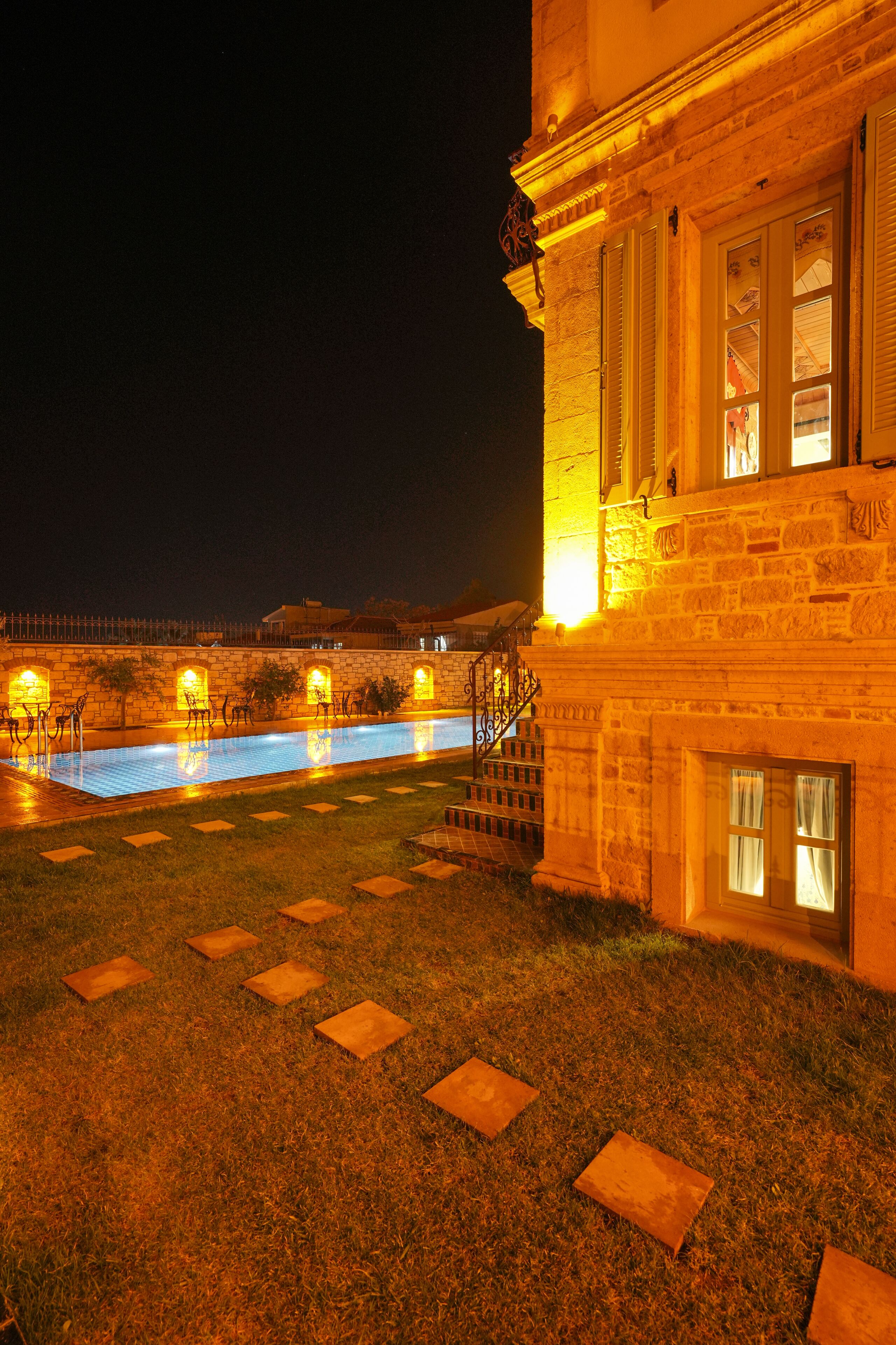 Naz Su Hotel