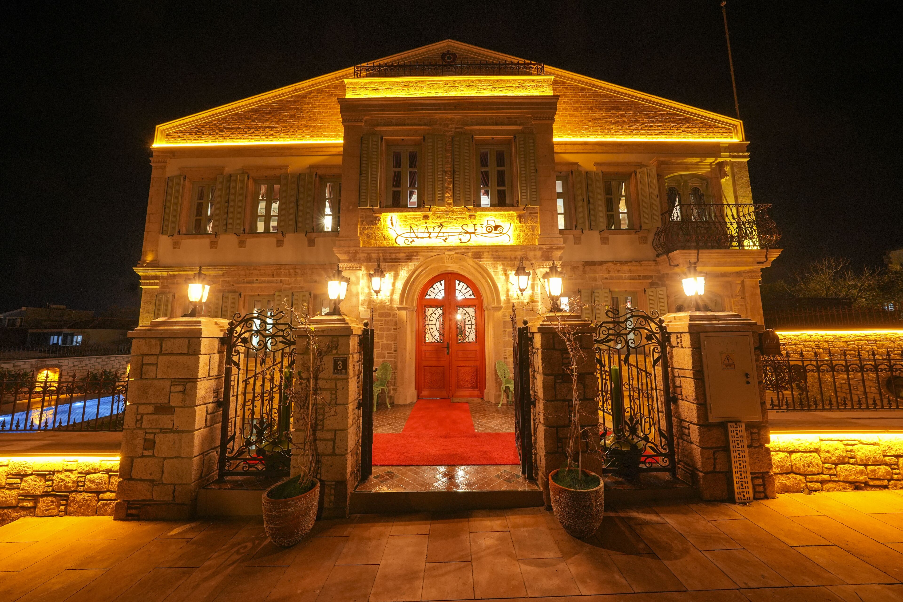 Naz Su Hotel