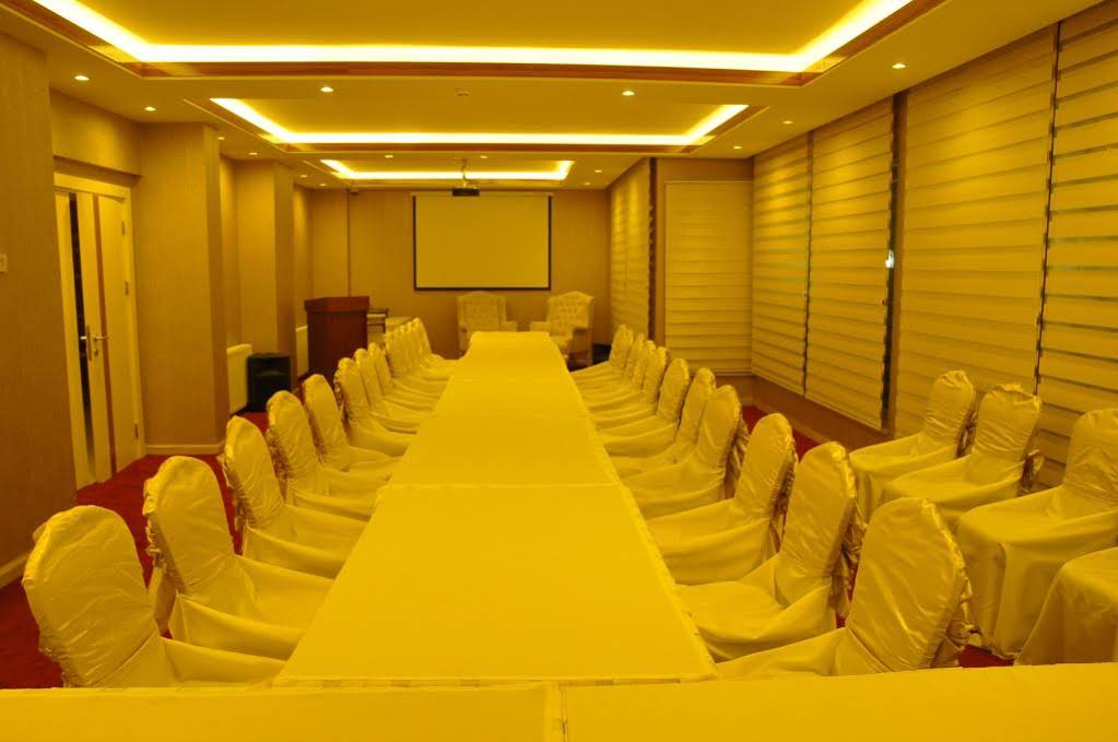 Izgi Turhan Otel