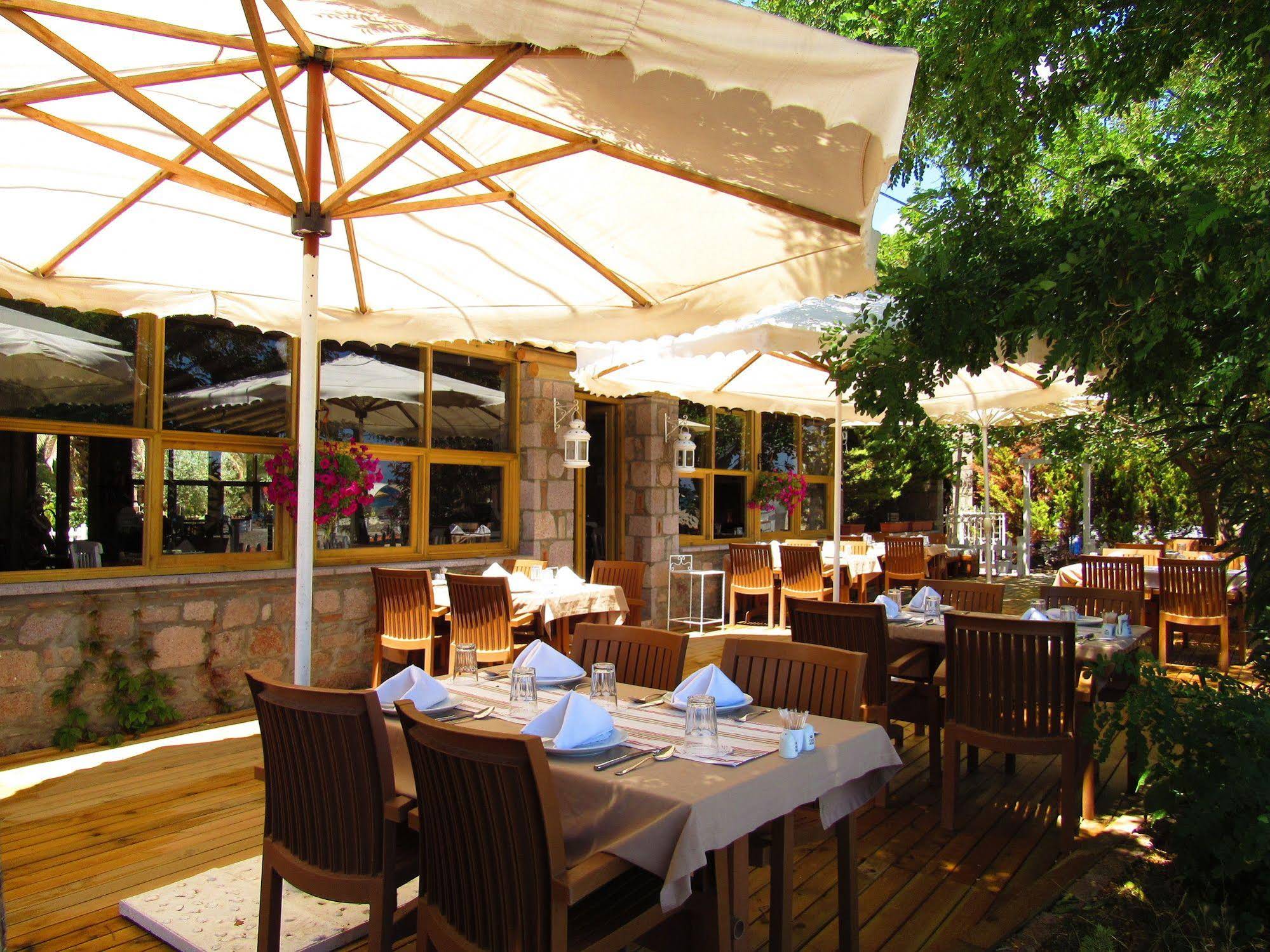 Assos Hunters Hotel