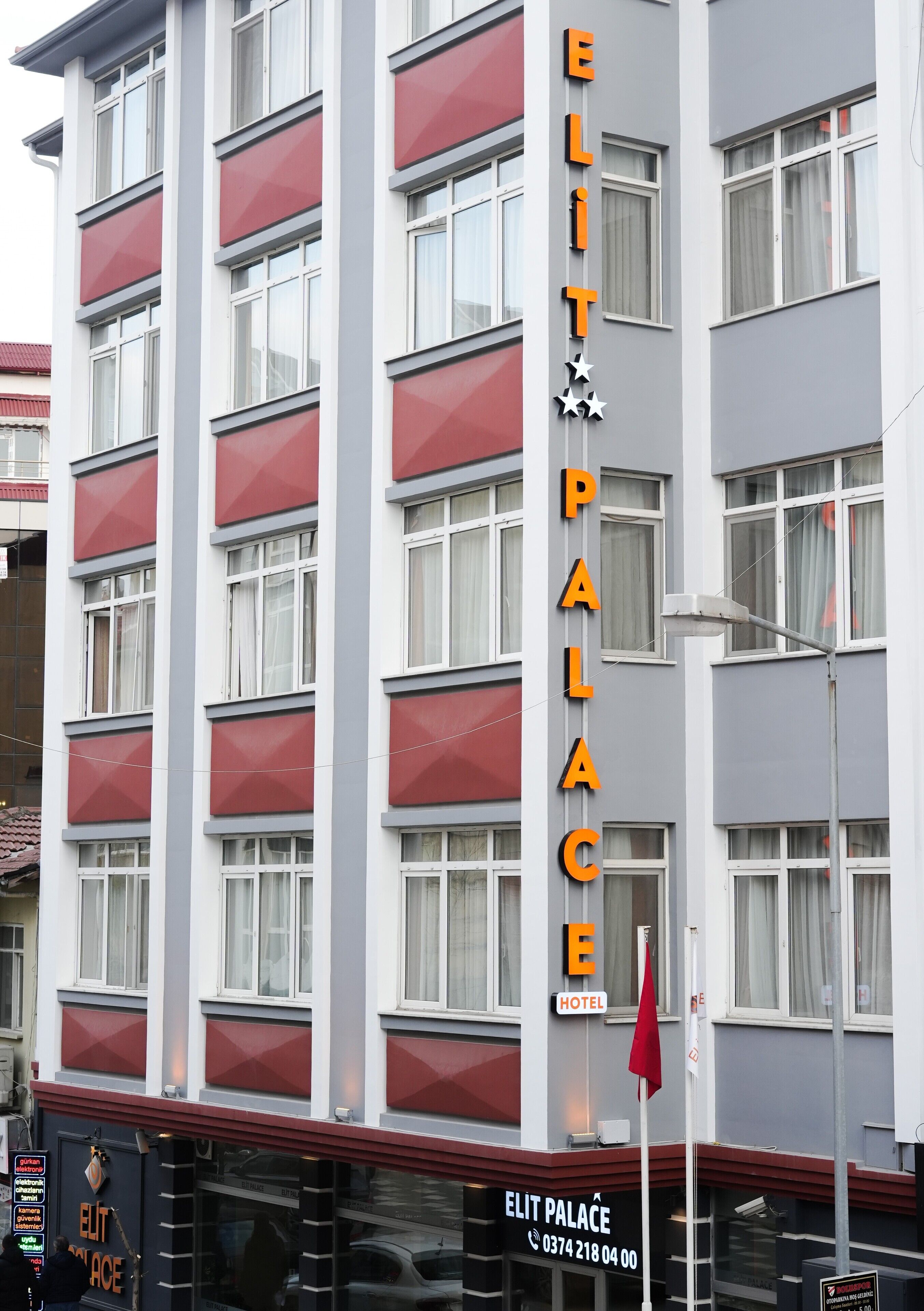 Elit Palace