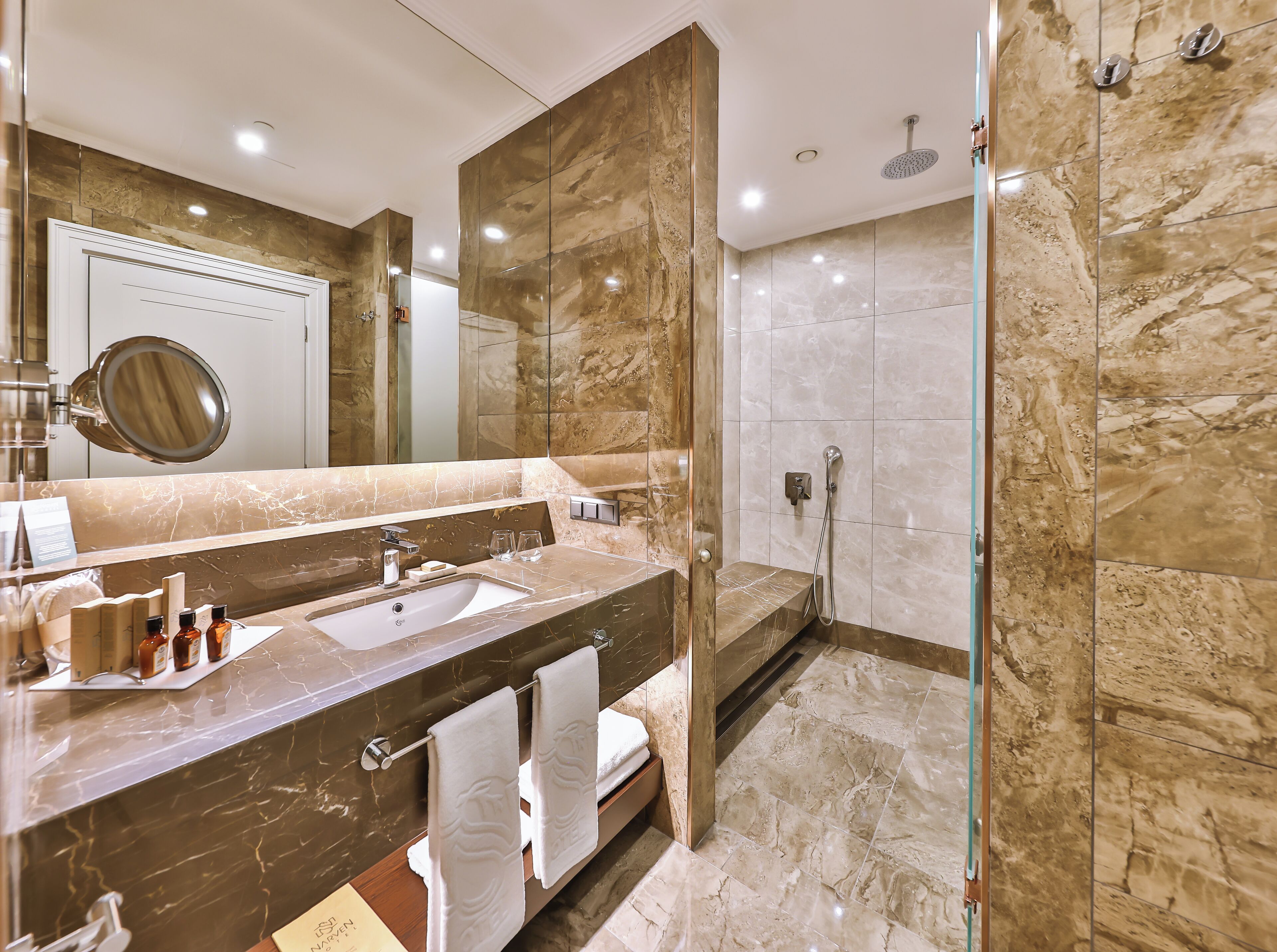 Narven Wellness & Thermal Hotel
