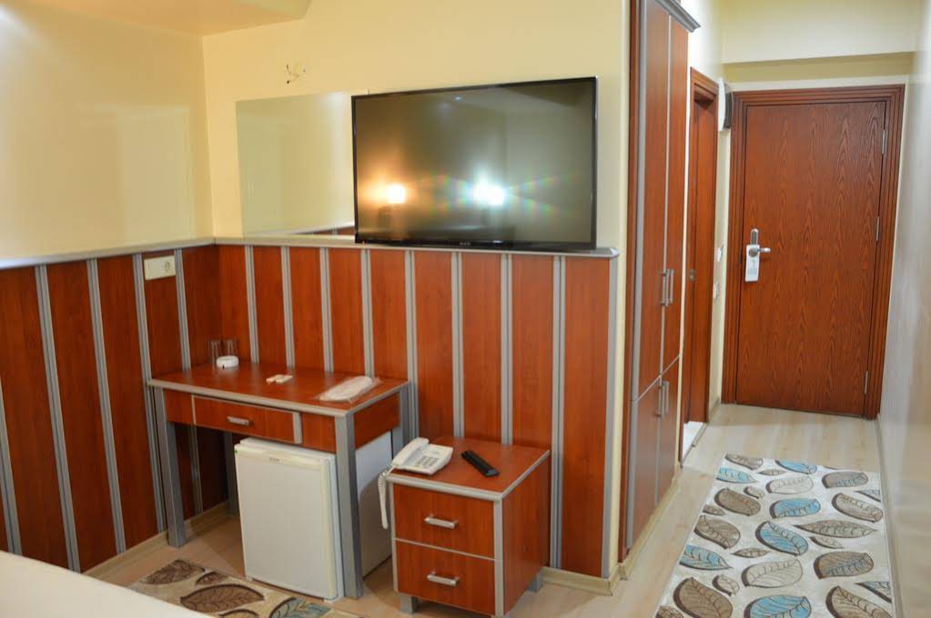 Remay Hotel