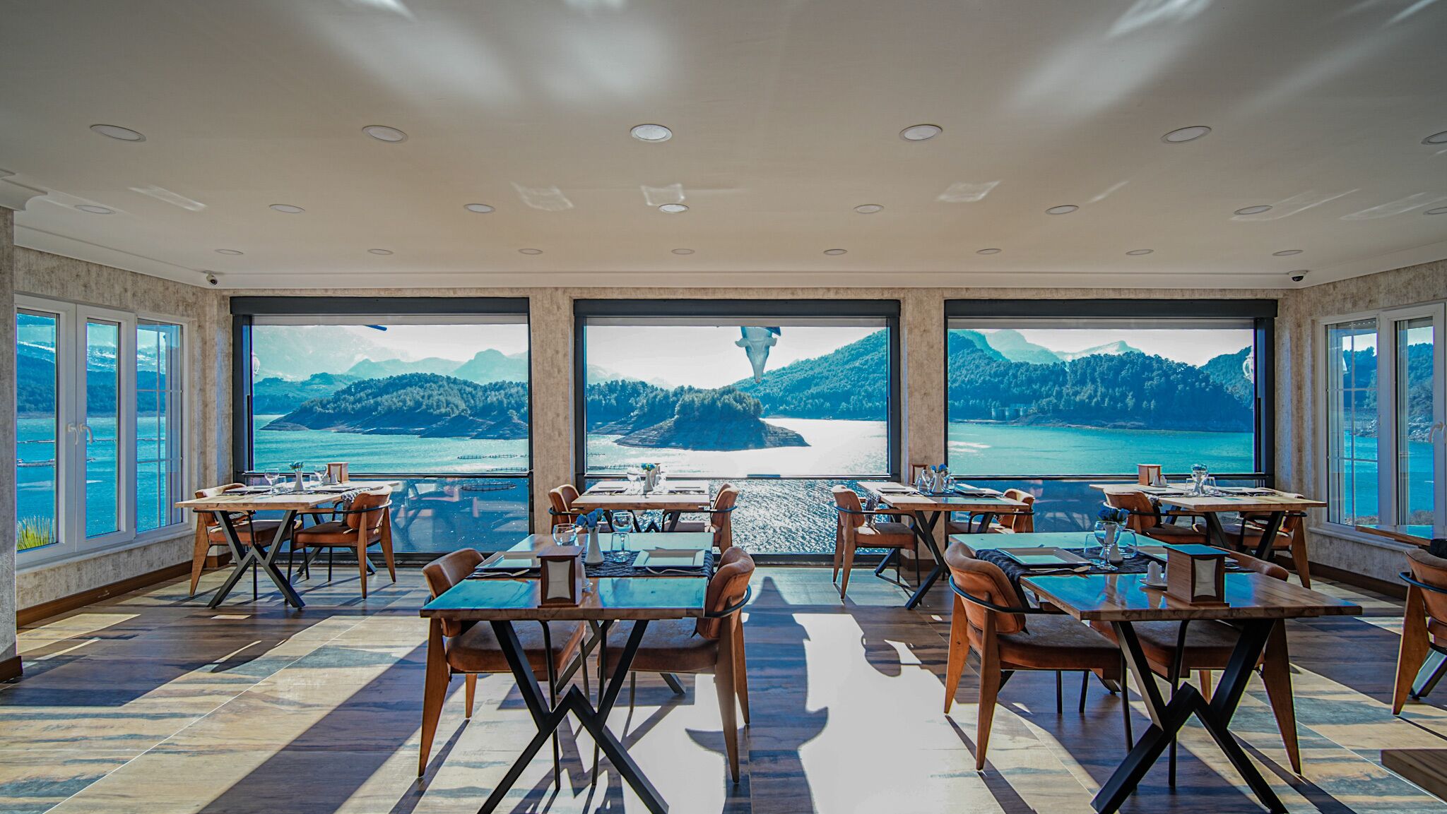 Dolphin Boutique Hotel