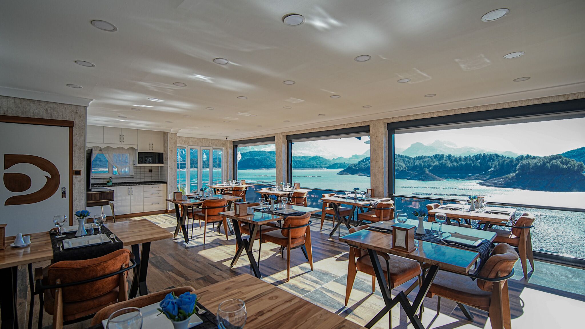 Dolphin Boutique Hotel