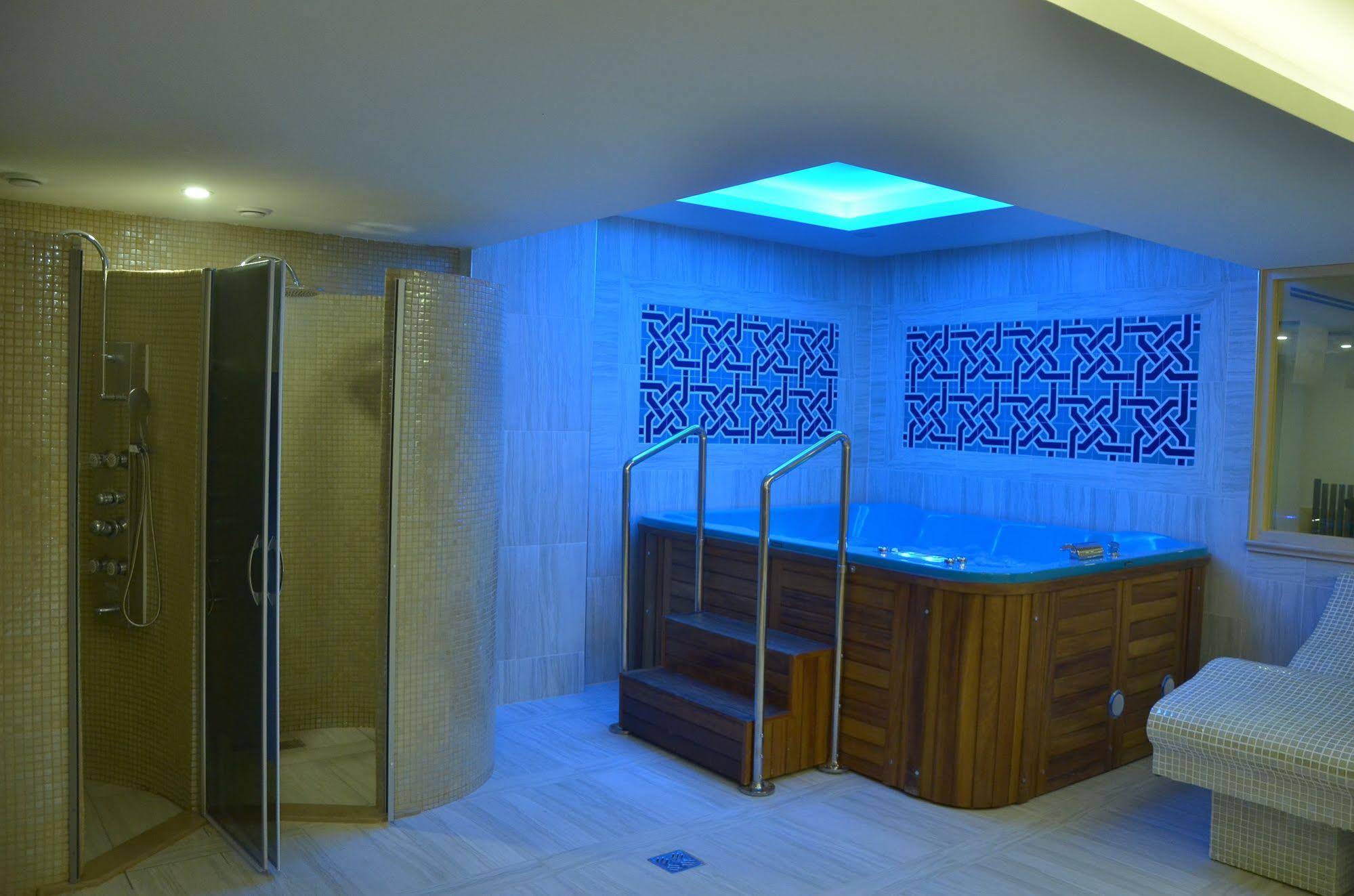 Adranos Hotel