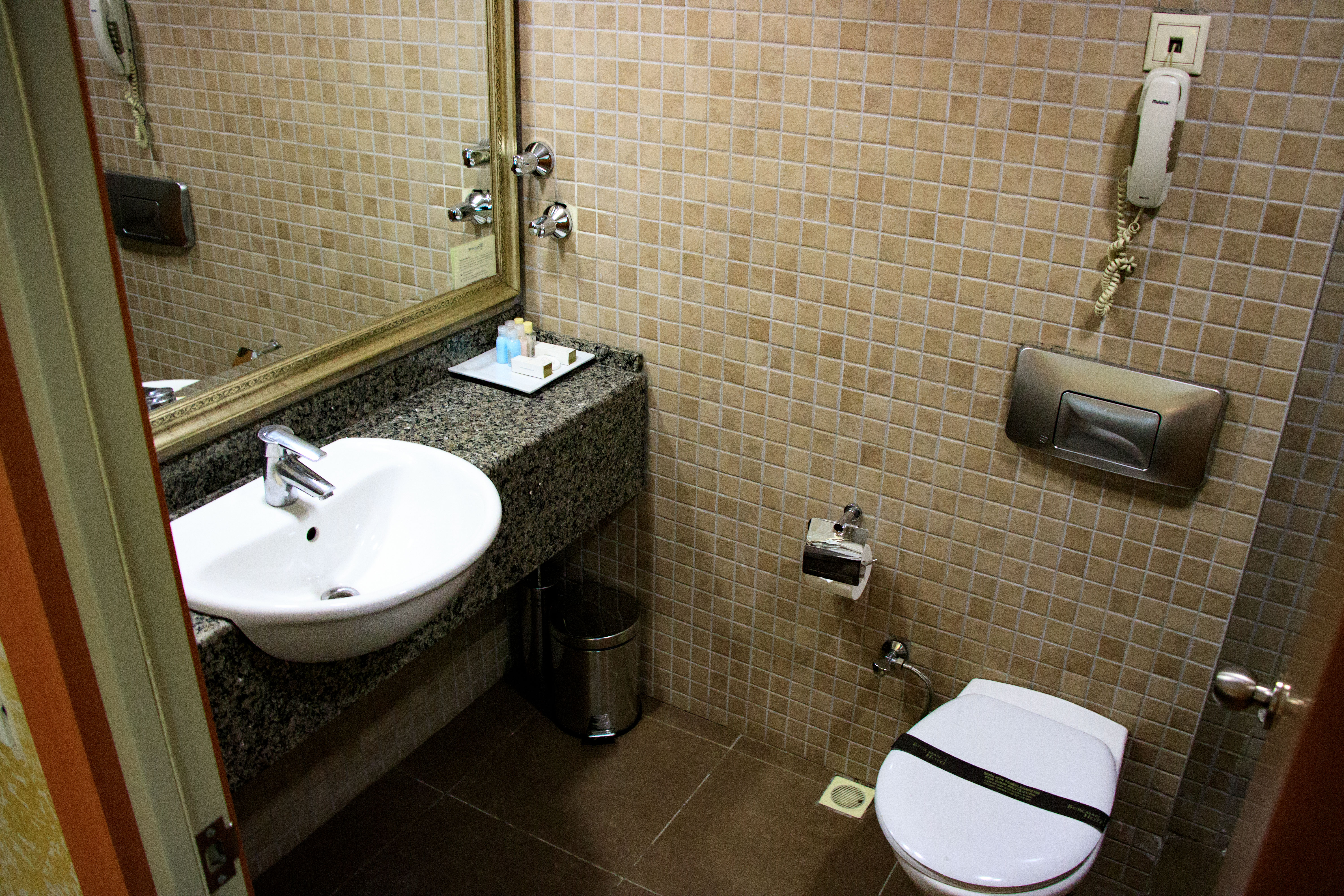Burcman Hotel