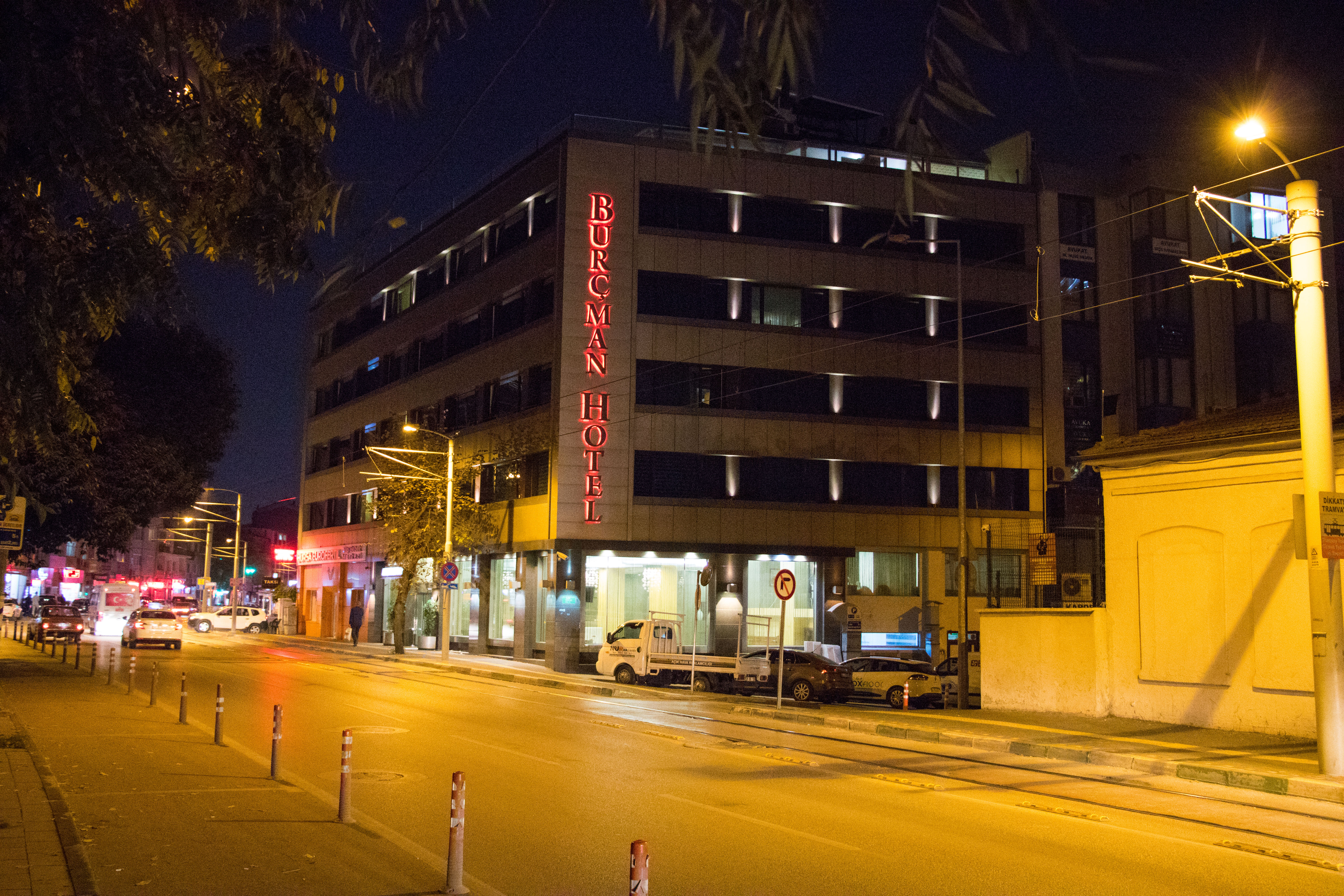 Burcman Hotel