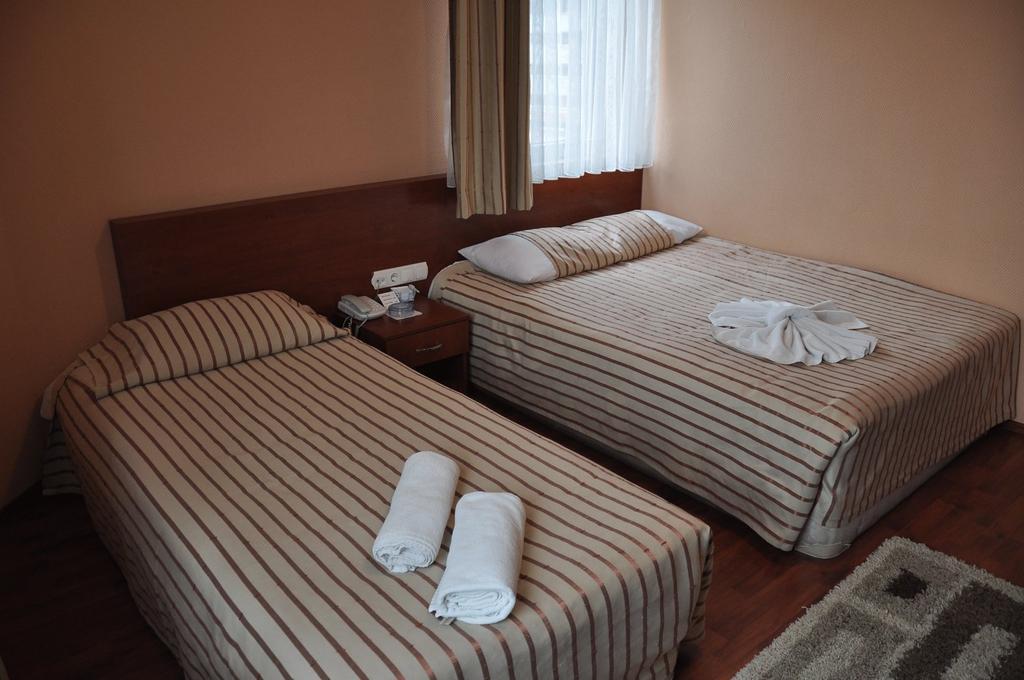 Gold City Hotel