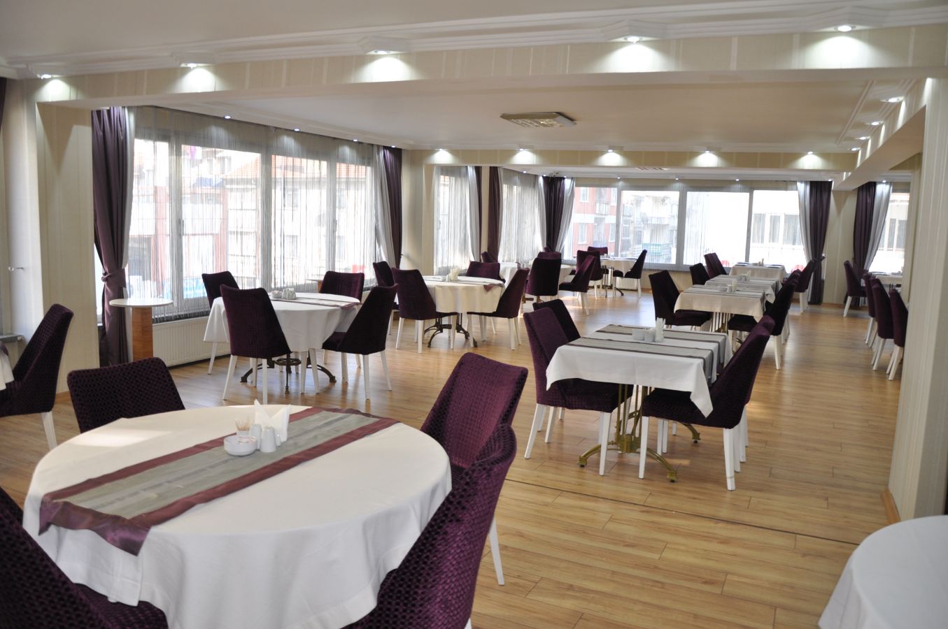 Gold City Hotel