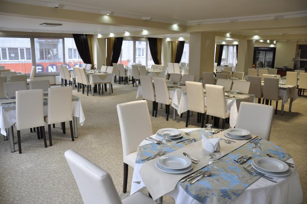 Gold City Hotel