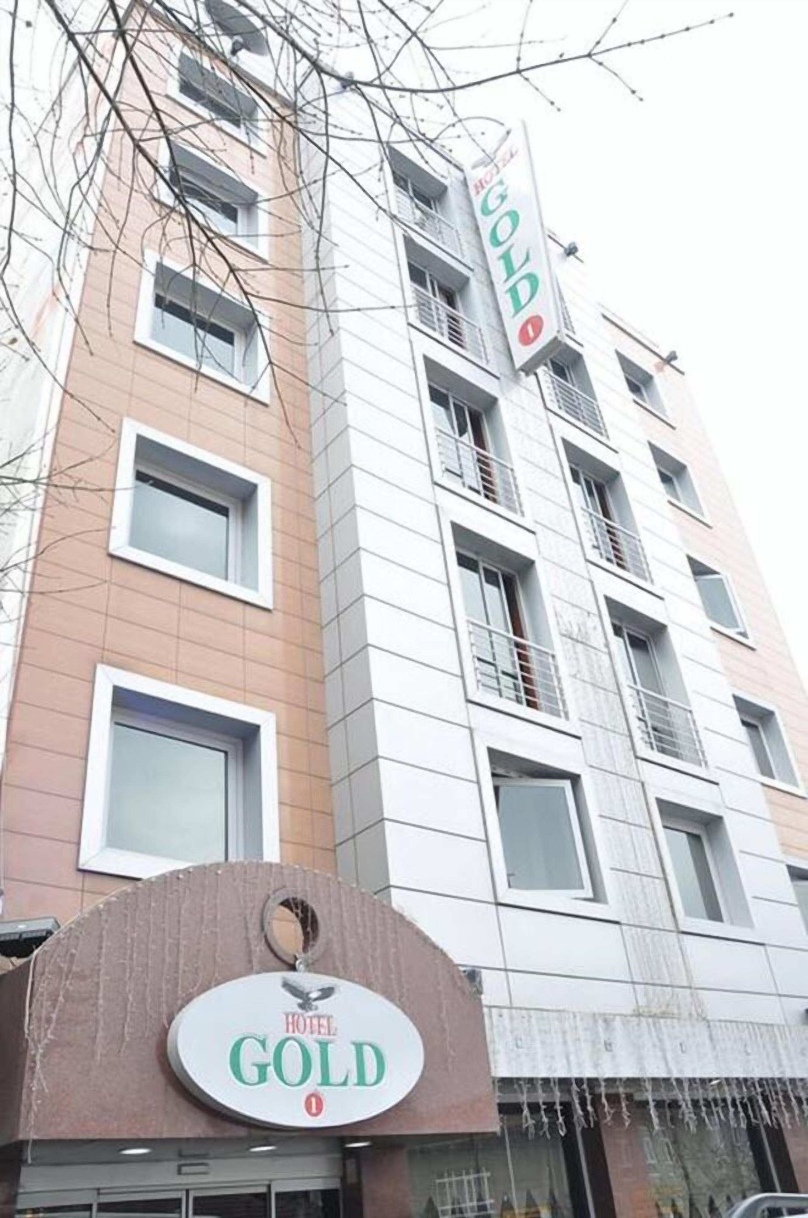 Martin City Hotel