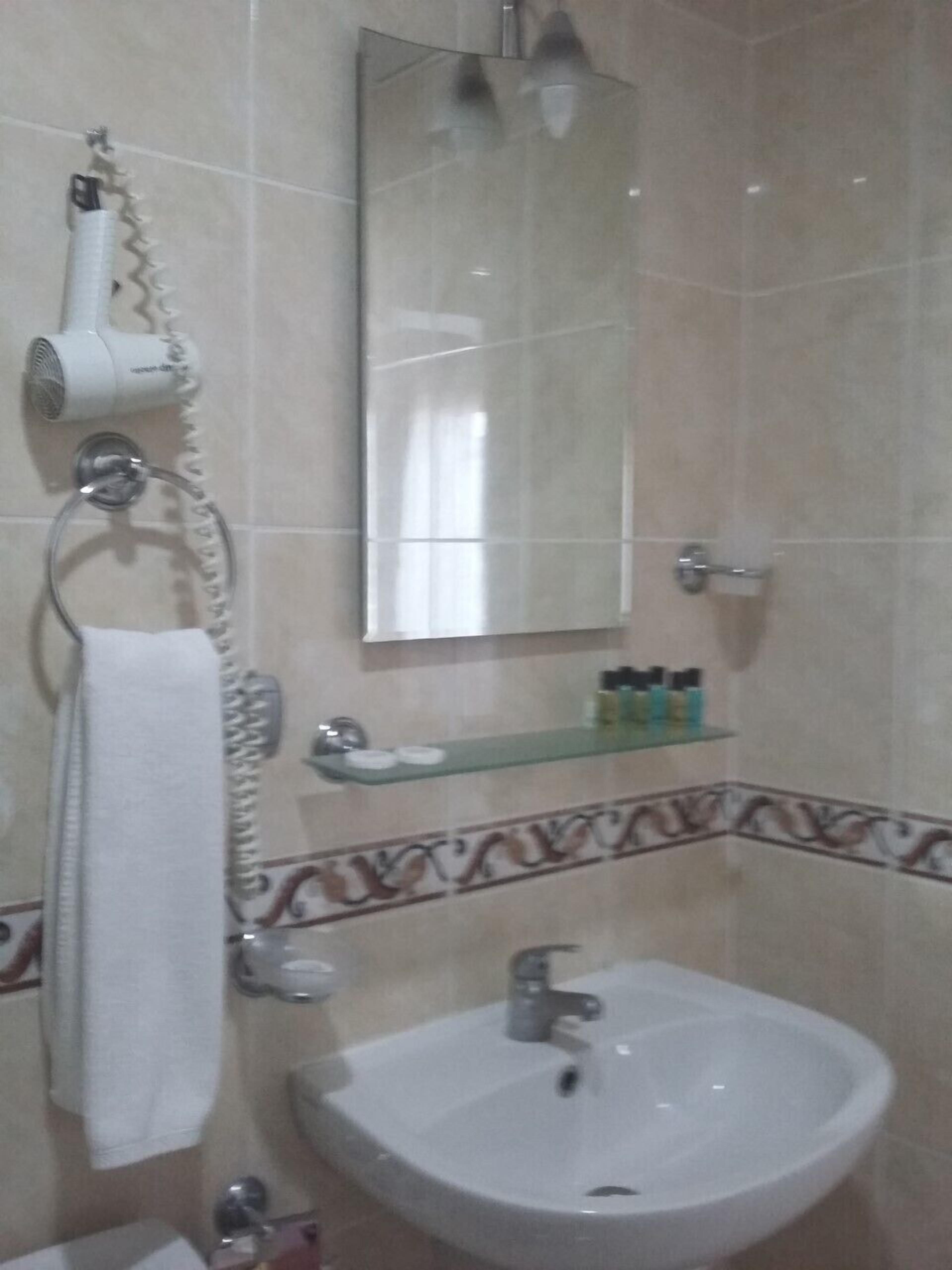 Martin City Hotel