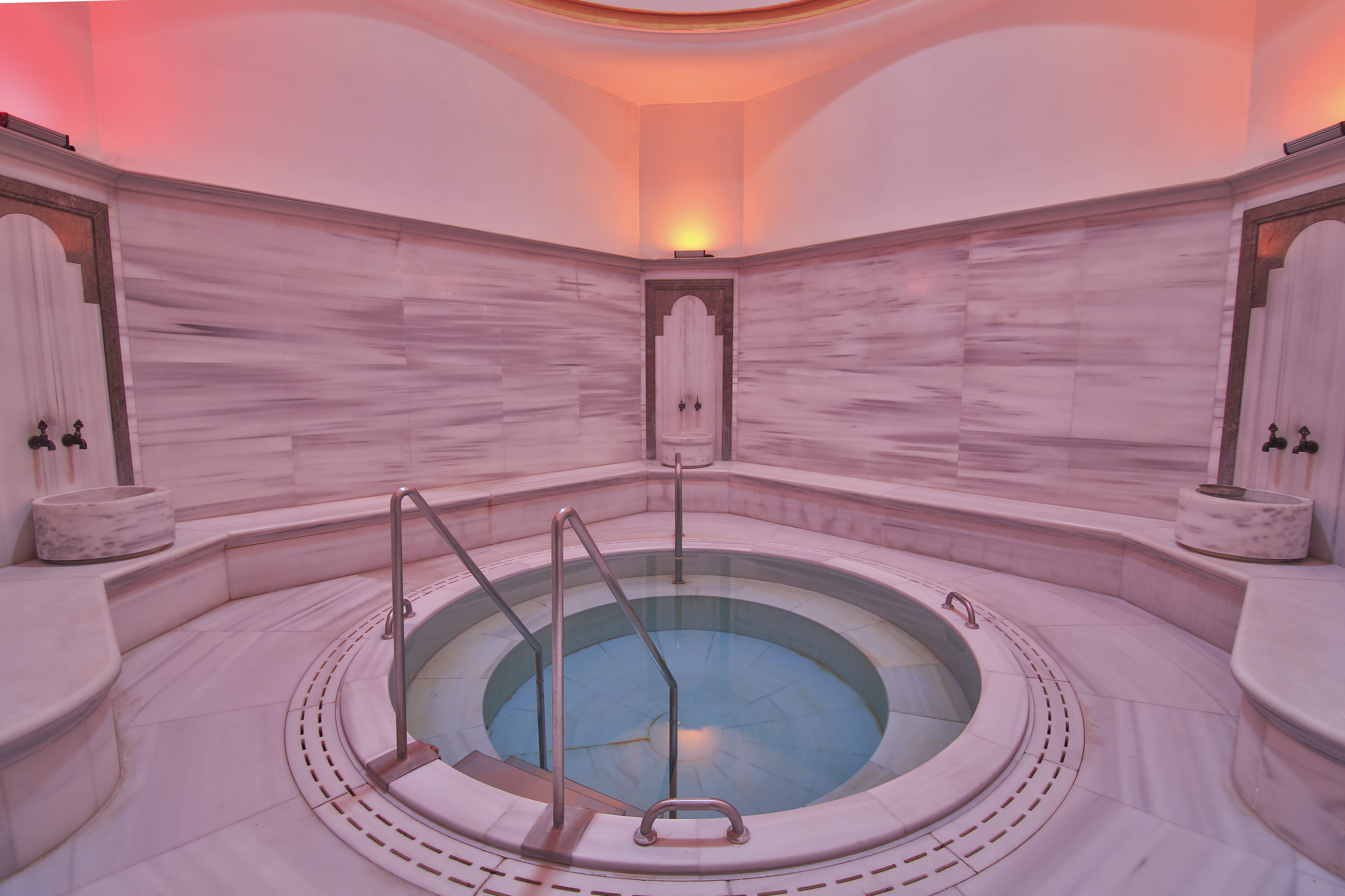 Celik Palace