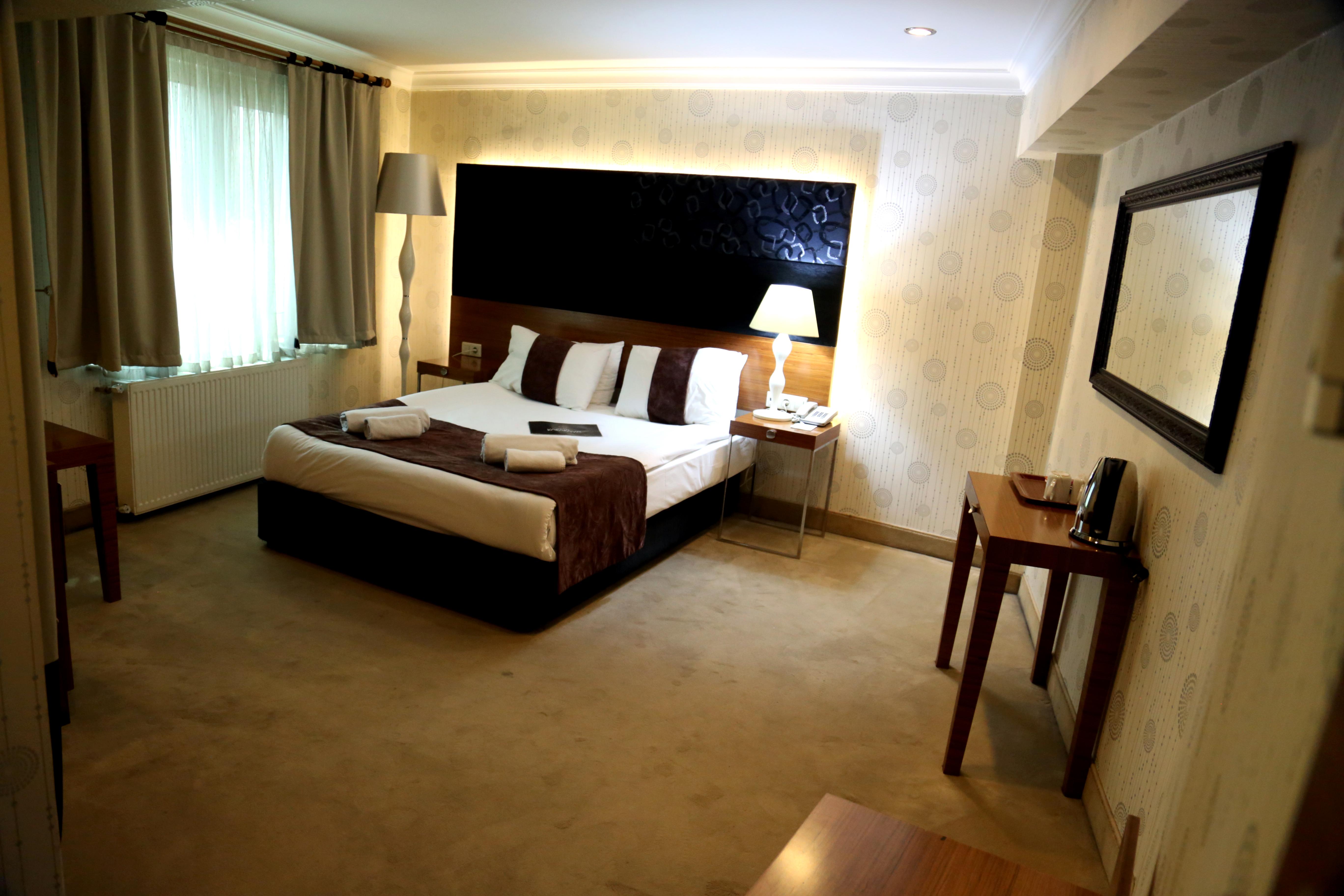 Lion City Hotel