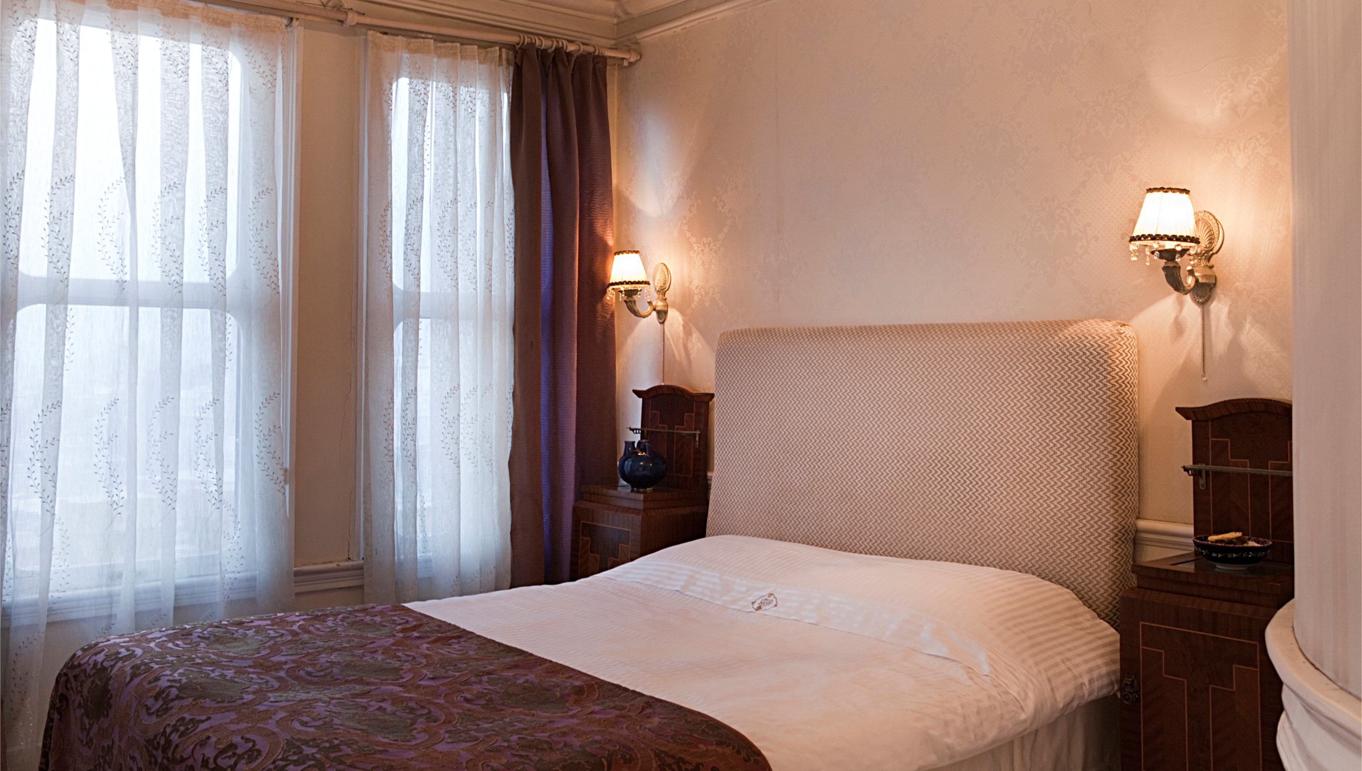 Kitapevi Hotel
