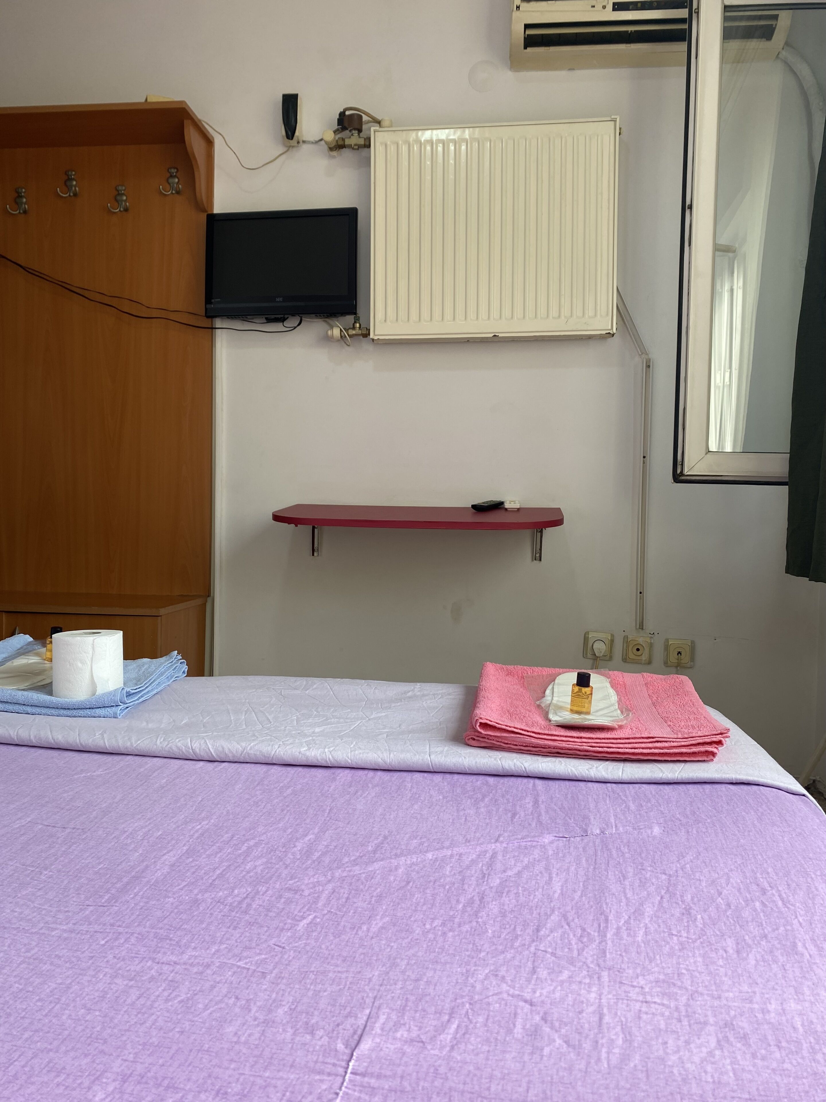 Petek Hotel