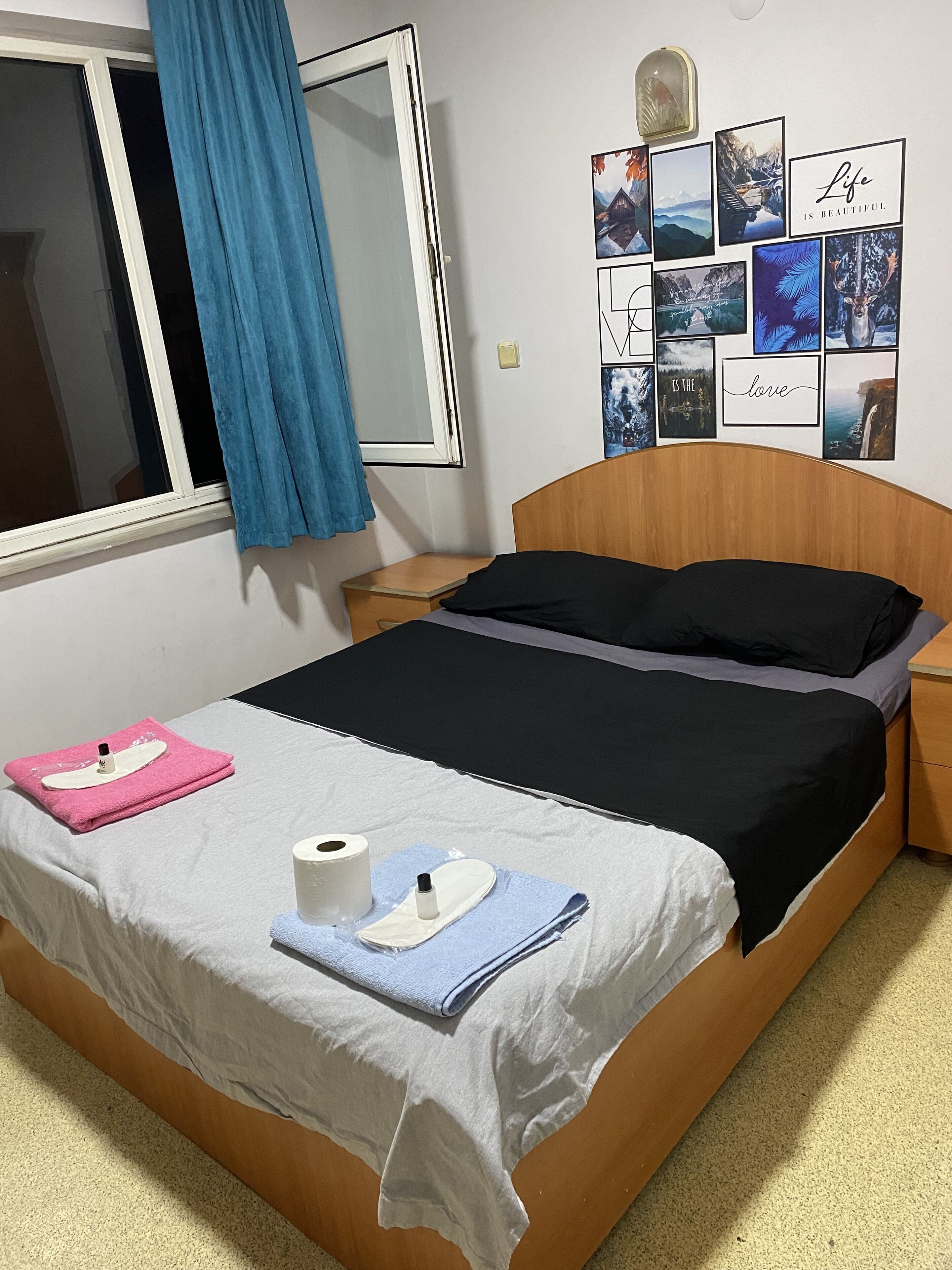 Petek Hotel