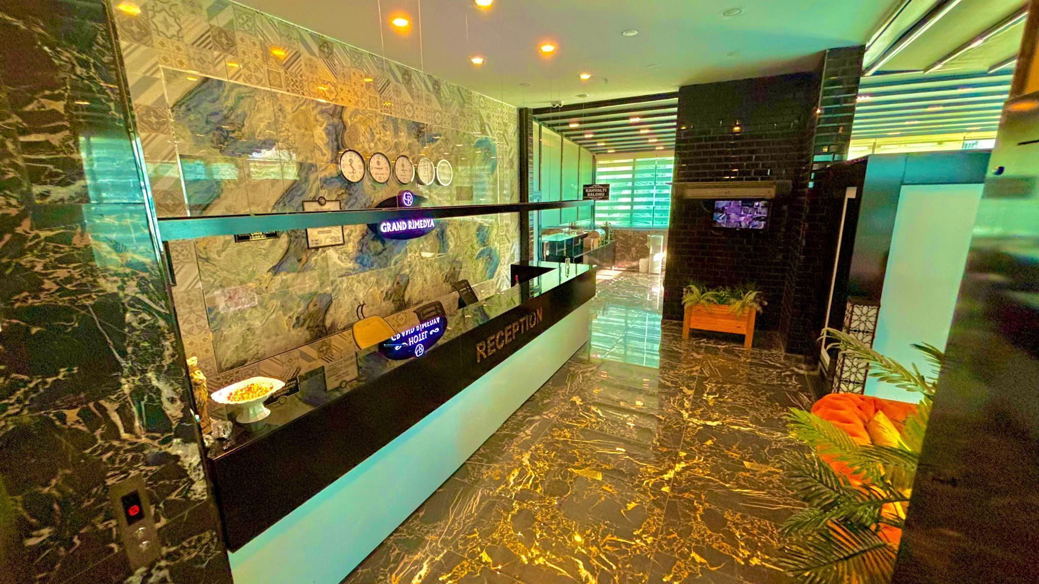 Port Hotel Gorukle