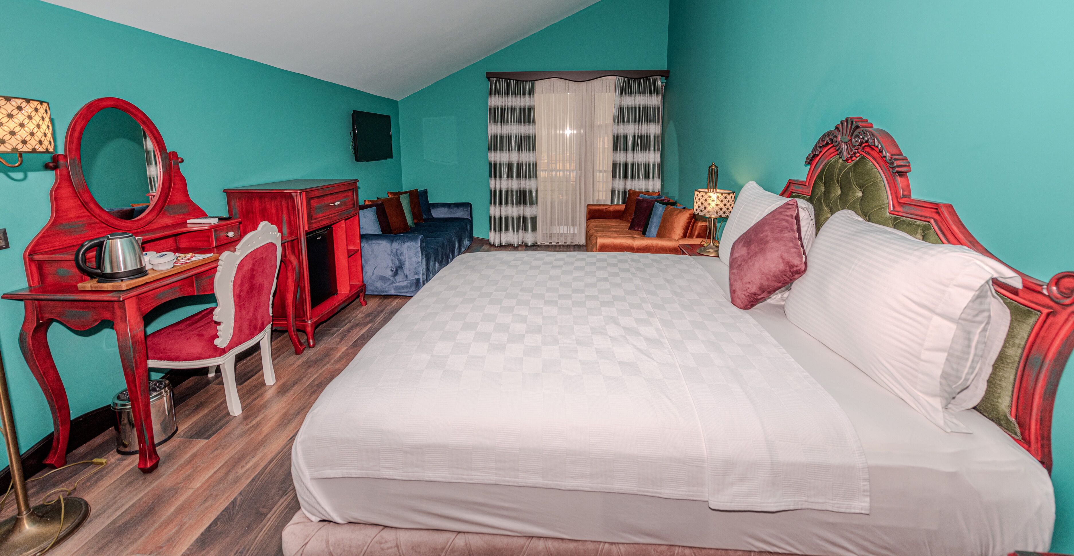 Tok Epik Hotel