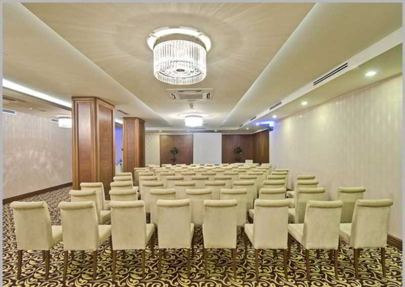 Tugcu Hotel Select