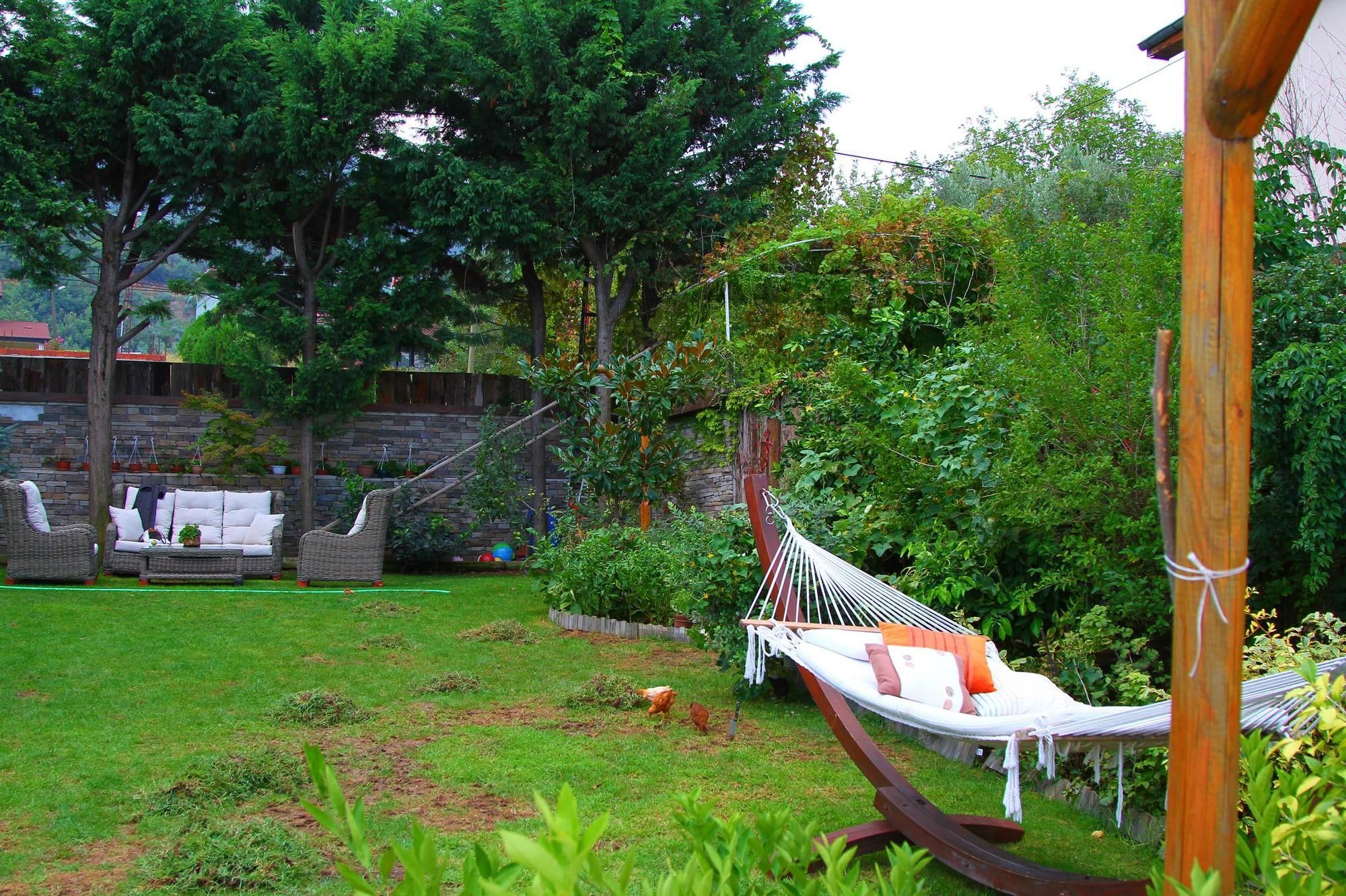 Villa Lake Paradise