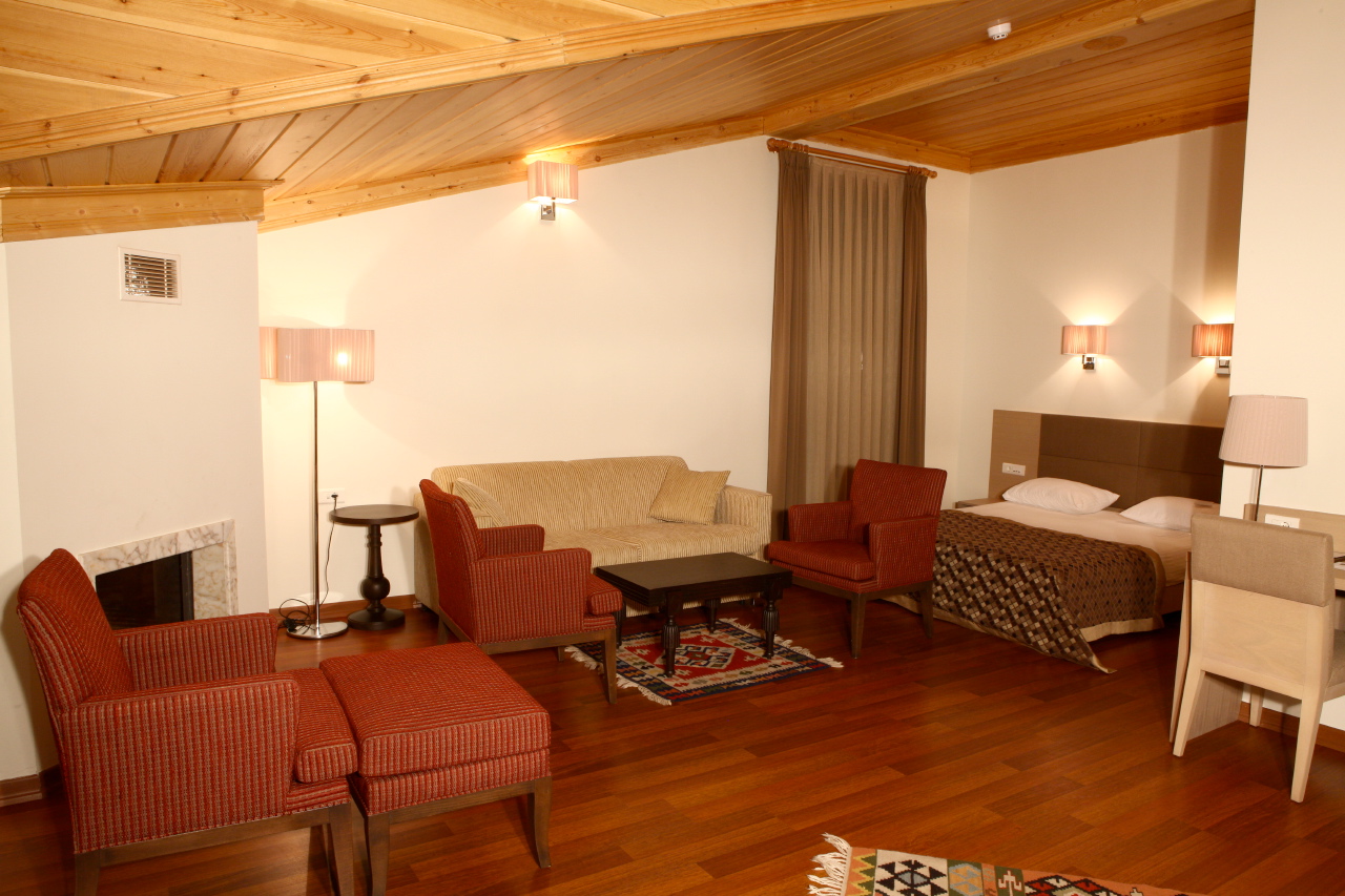 Iksir Resort Town