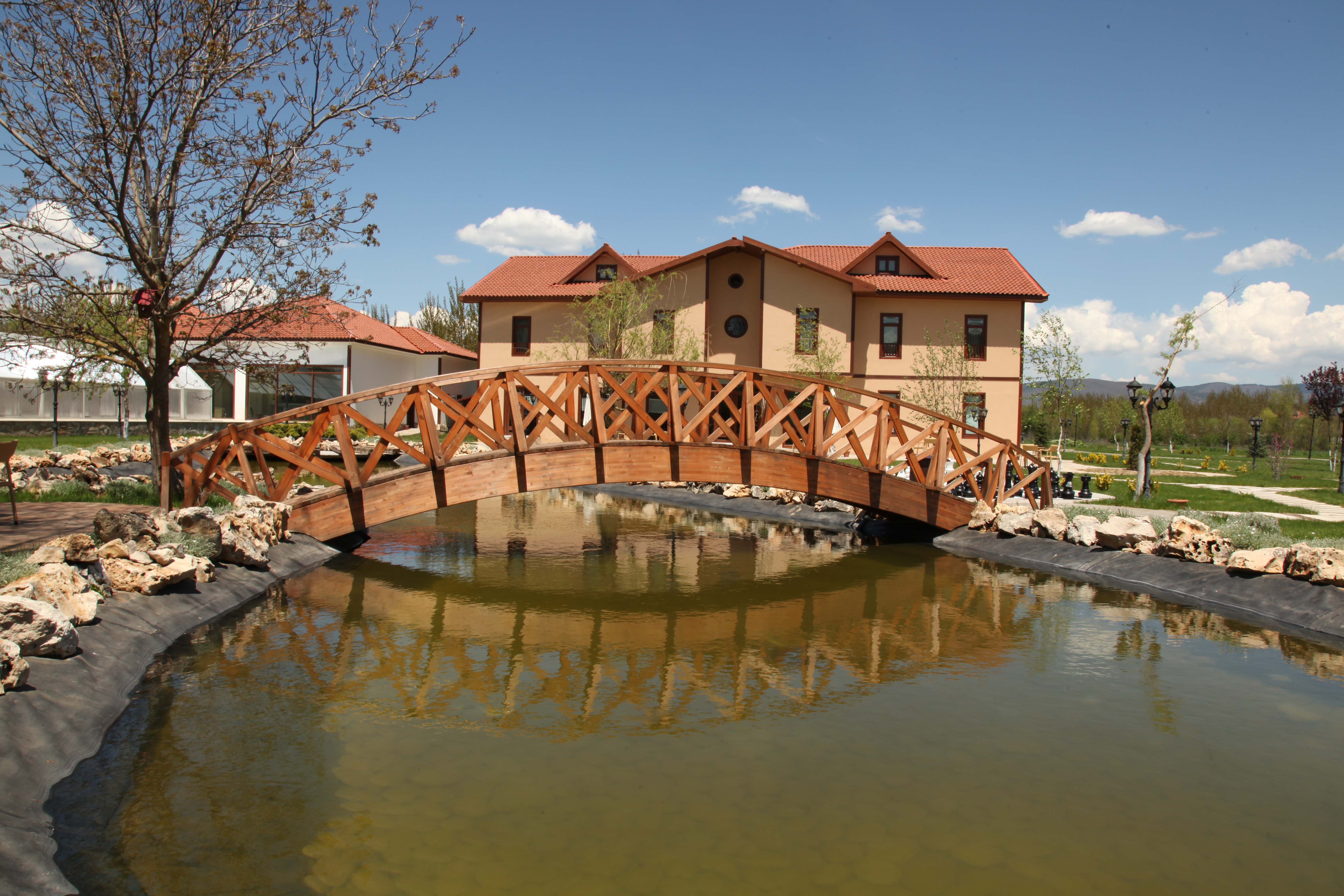 Iksir Resort Town