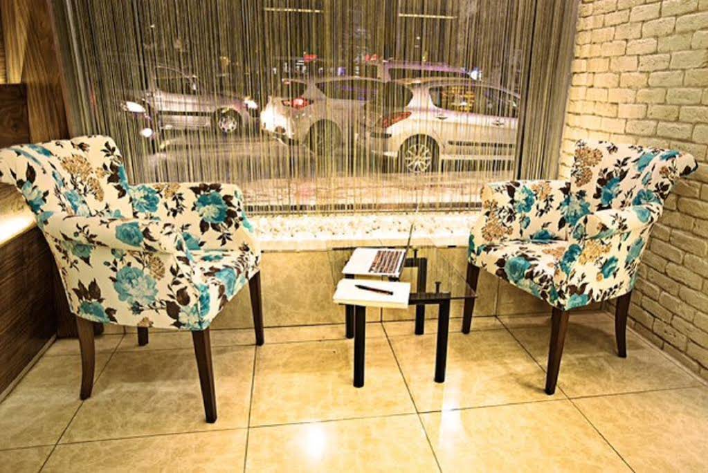 Esin Hotel