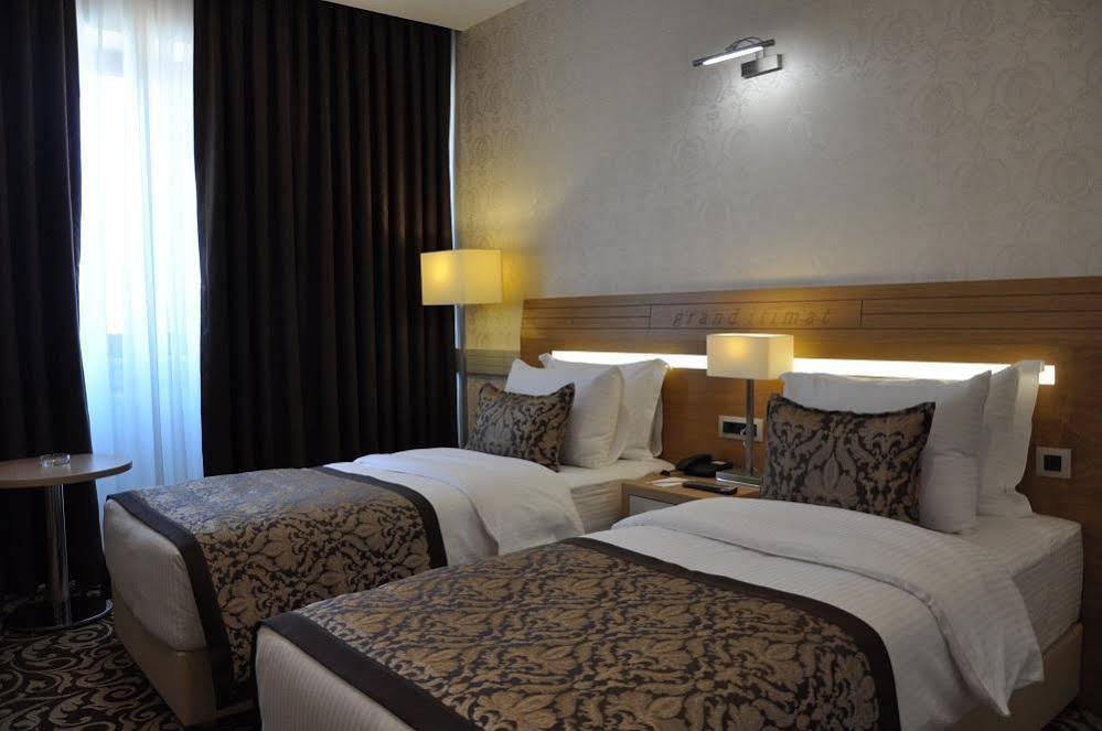 Grand Itimat Hotel