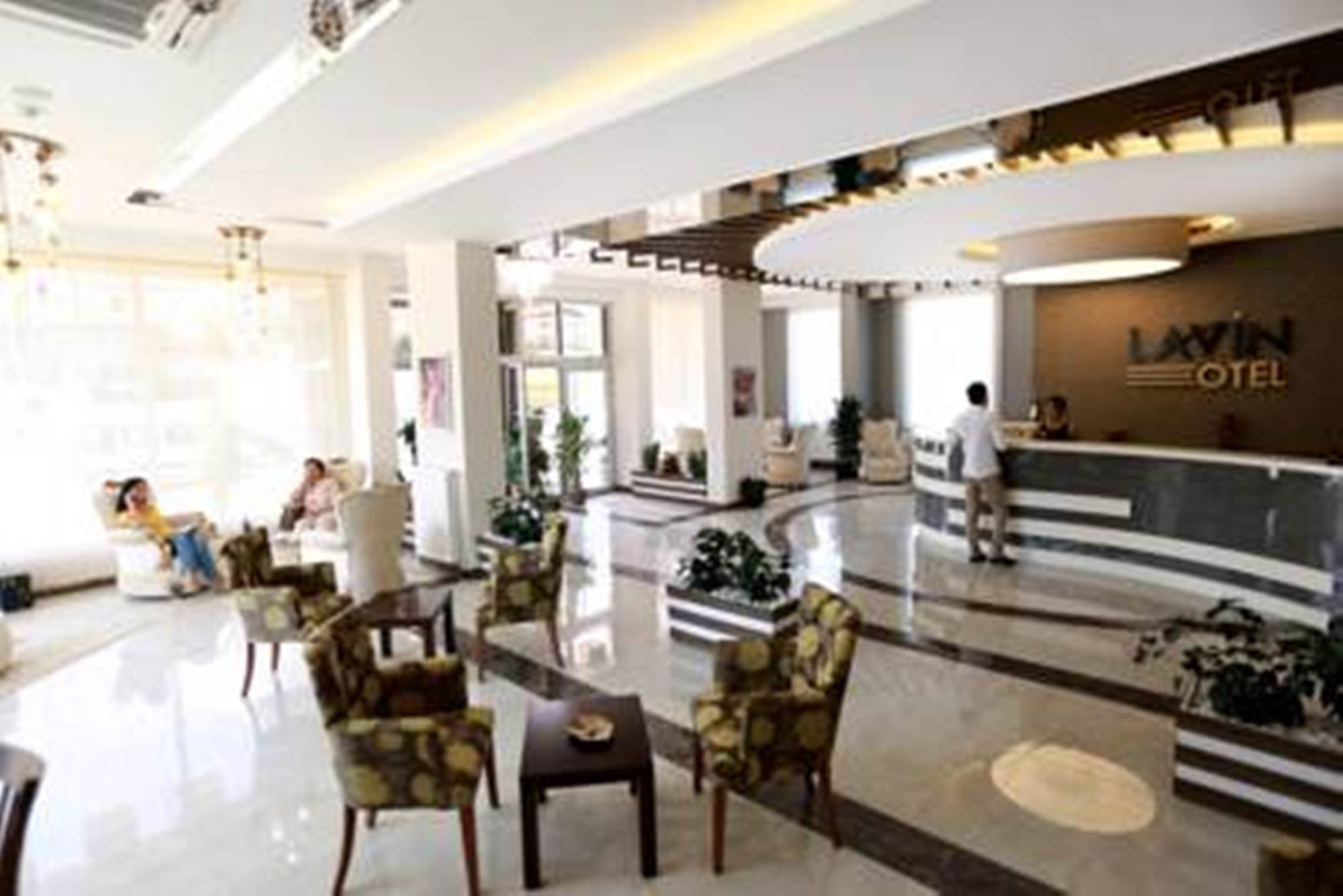 Lavin Otel