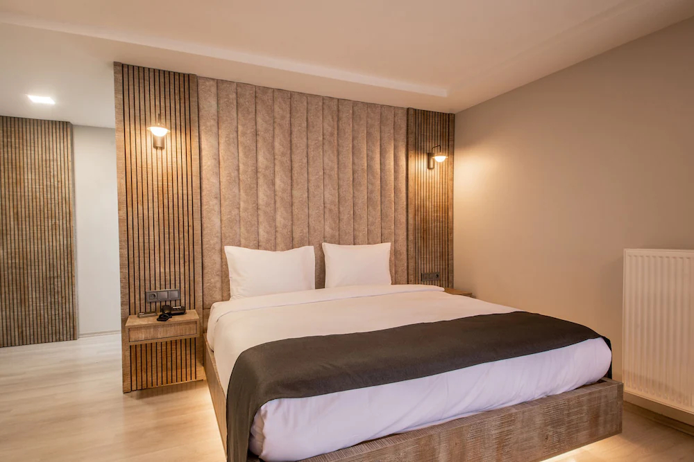 Adresin Hotel