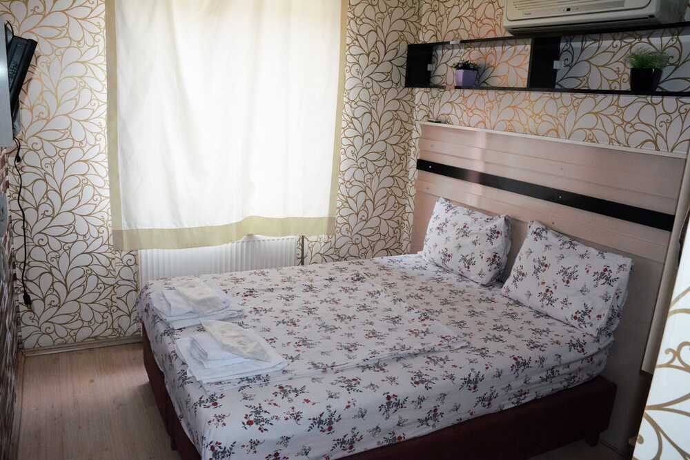 Balkan Hotel