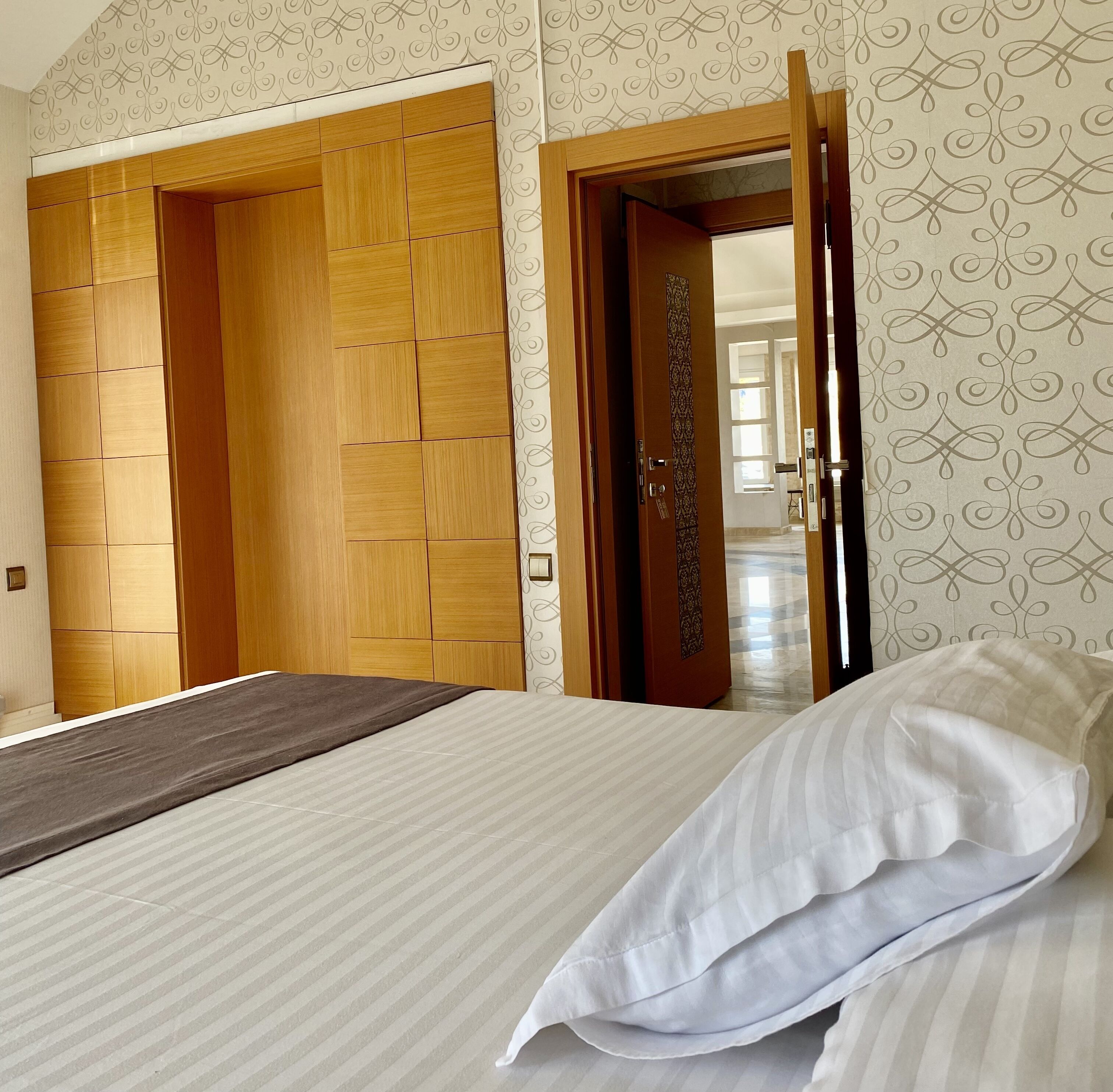 Blackmoon Villa Hotel