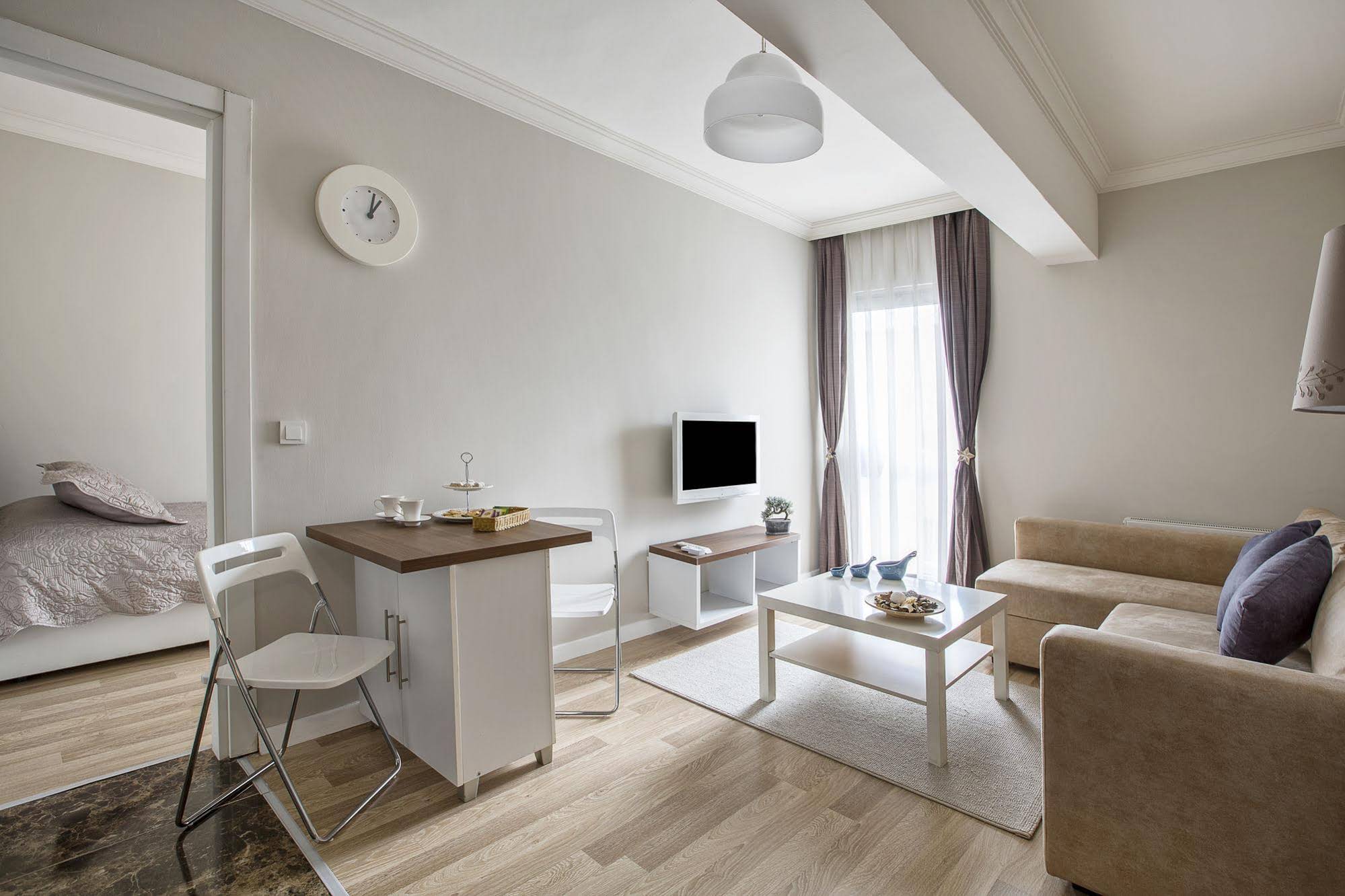 Alan Suites