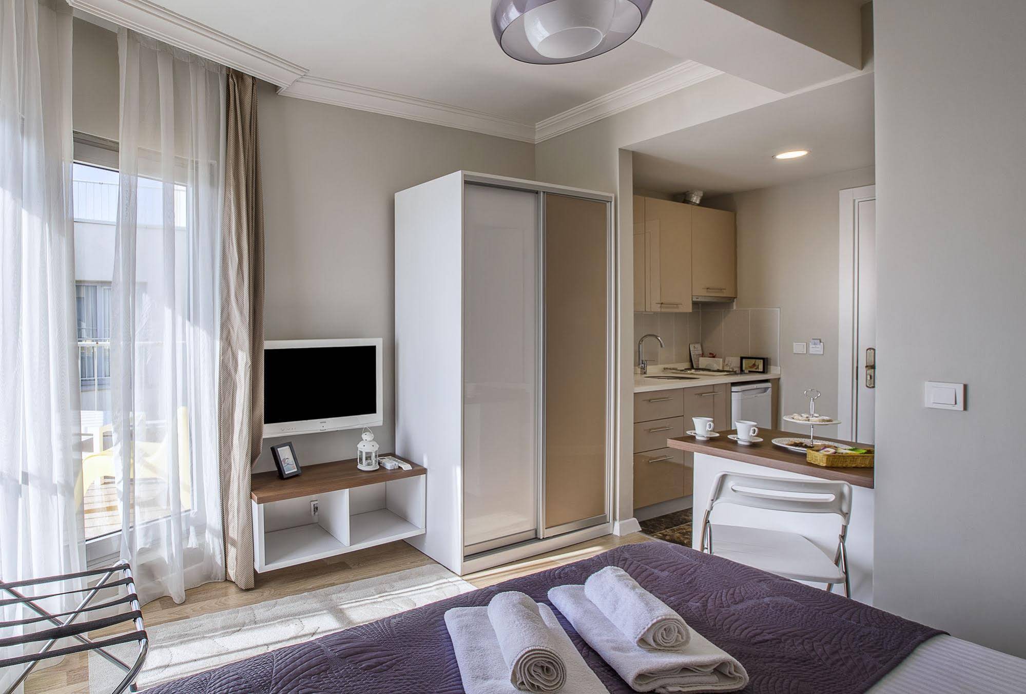 Alan Suites