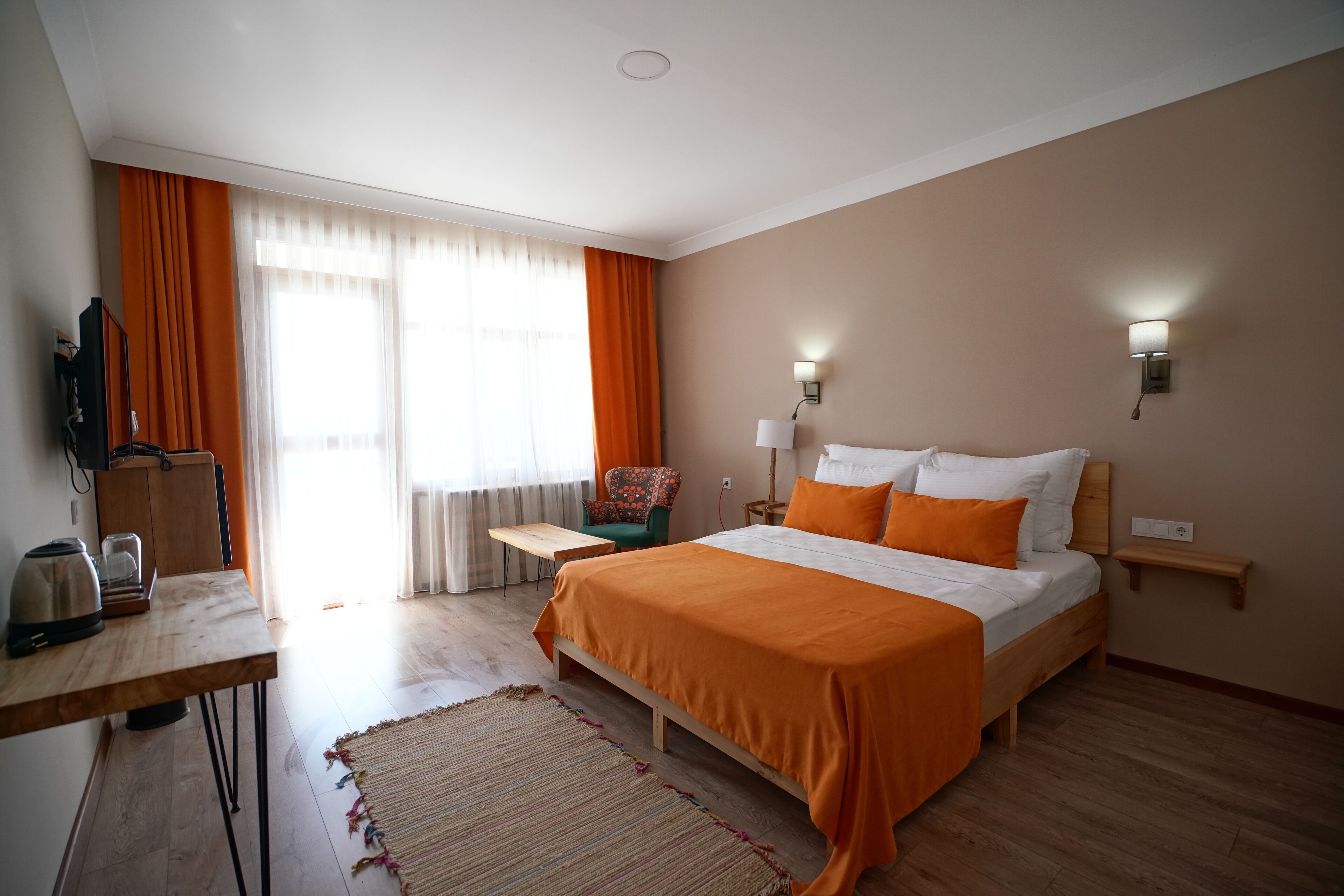 Vinum Otel & Tennis Courts By Edrine Vine