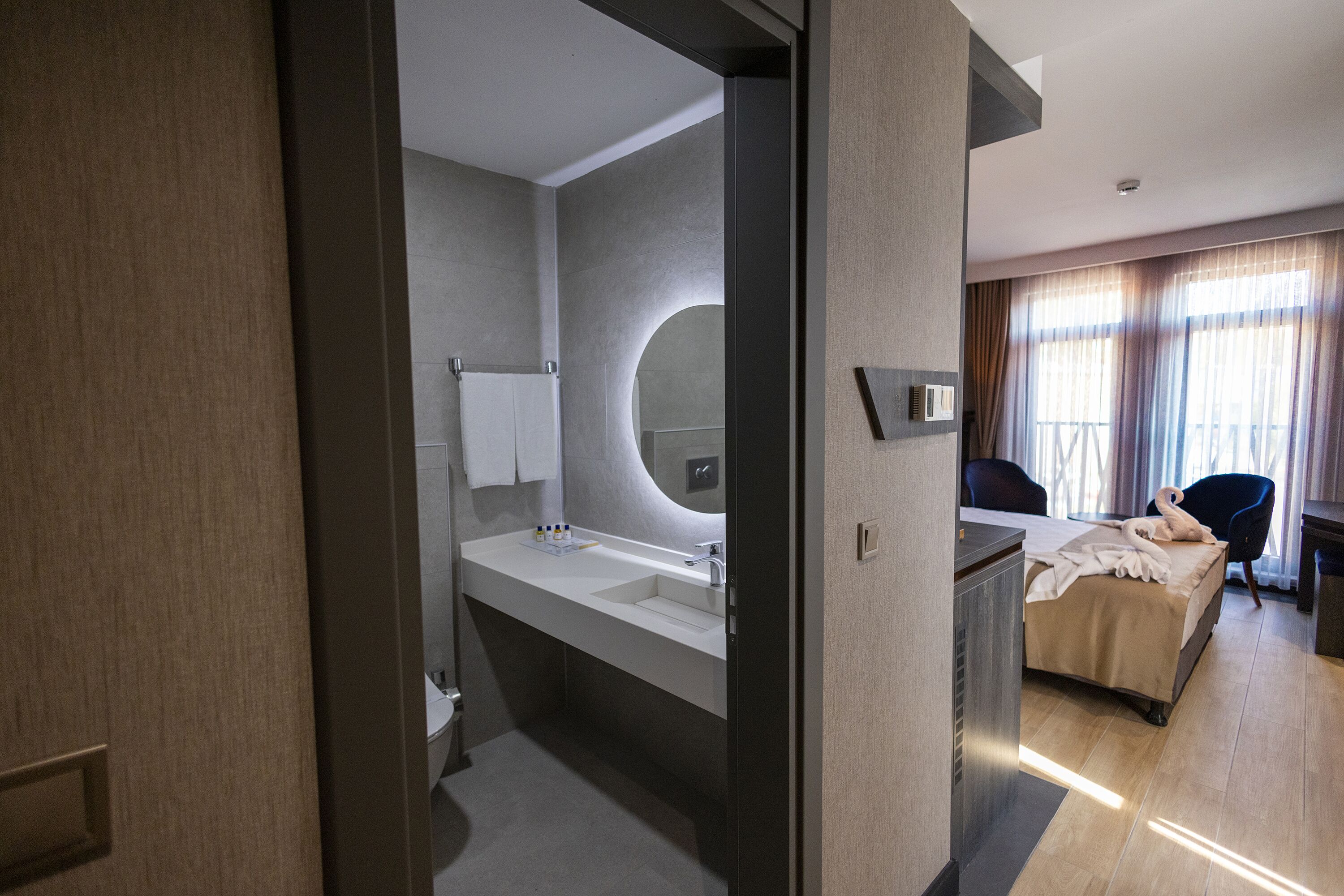 West Door Hotel